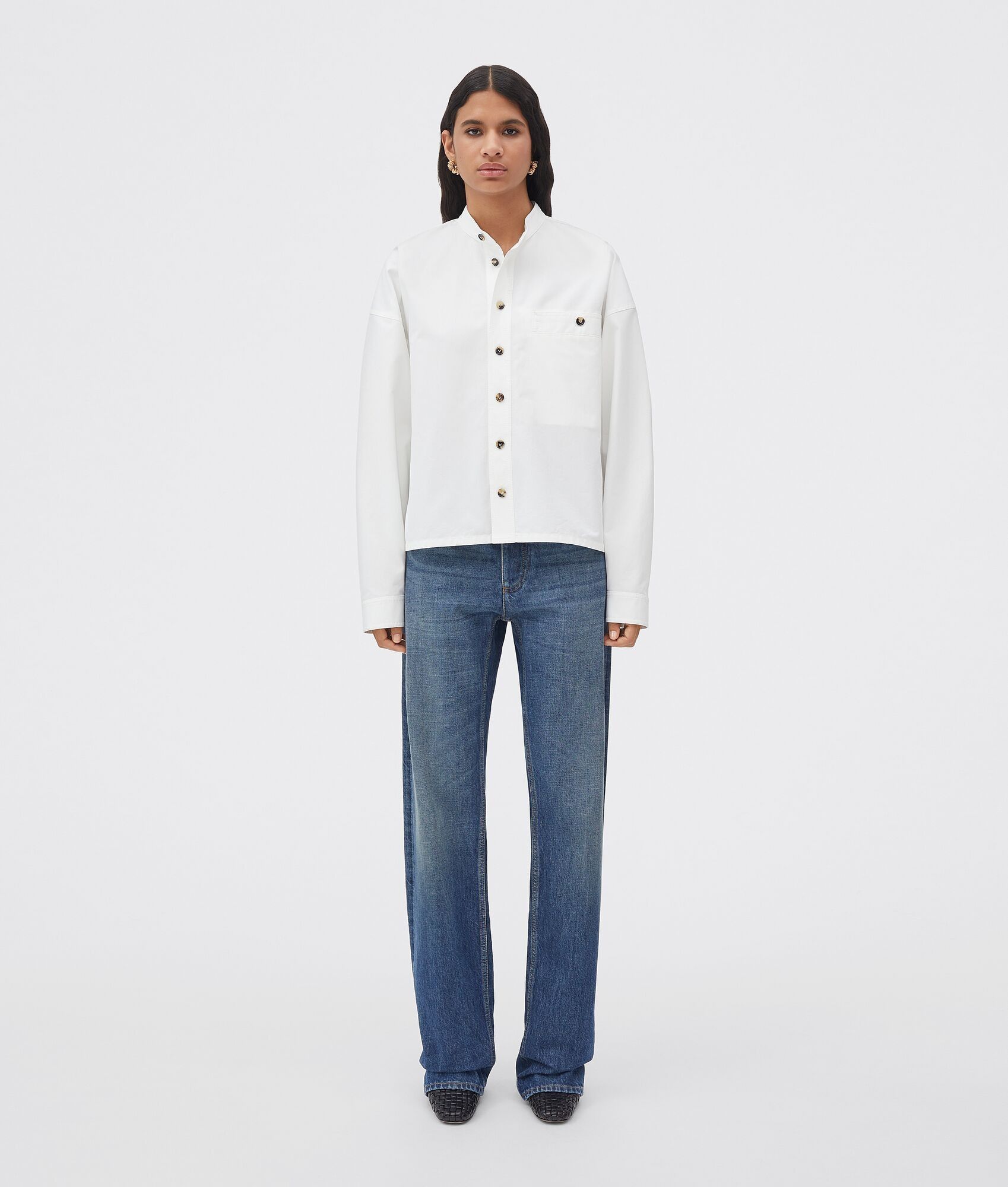 Bottega Veneta o1n1vont0325 Compact Cotton Canvas Shirt in White Size S / US 4 / IT 40 - 1 Thumbnail