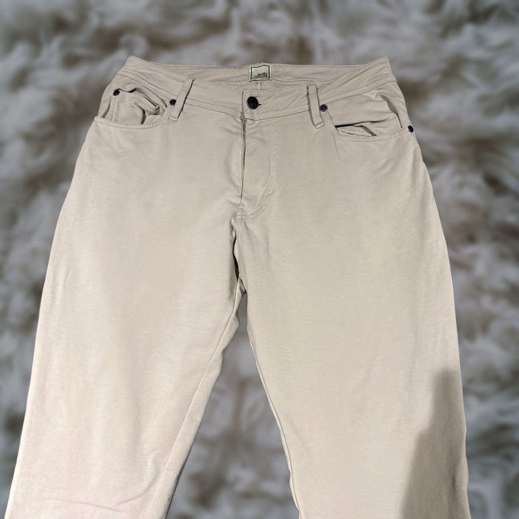 Vintage Swet Tailor All In Pants Mens 30x32 Beige Performance Stretch Chino Flat Front 5-Pocket Regular Straight Size US 30 / EU 46 - 1 Thumbnail