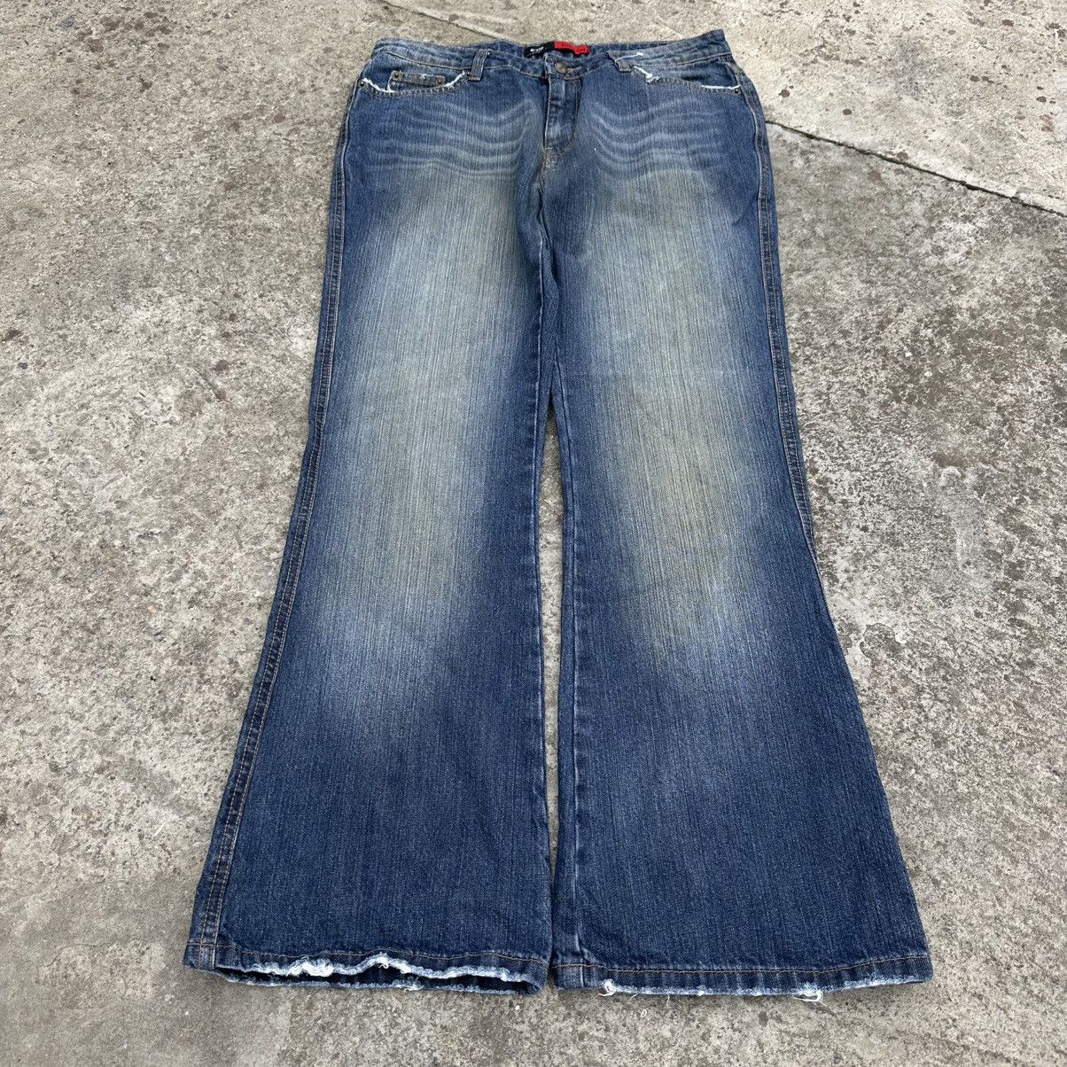 Issey Miyake × Japanese Brand × Y/Project Vintage Japanese Style Slouchy Jeans Hype Trend Y2K 00s Size 32" / US 10 / IT 46 - 1 Thumbnail
