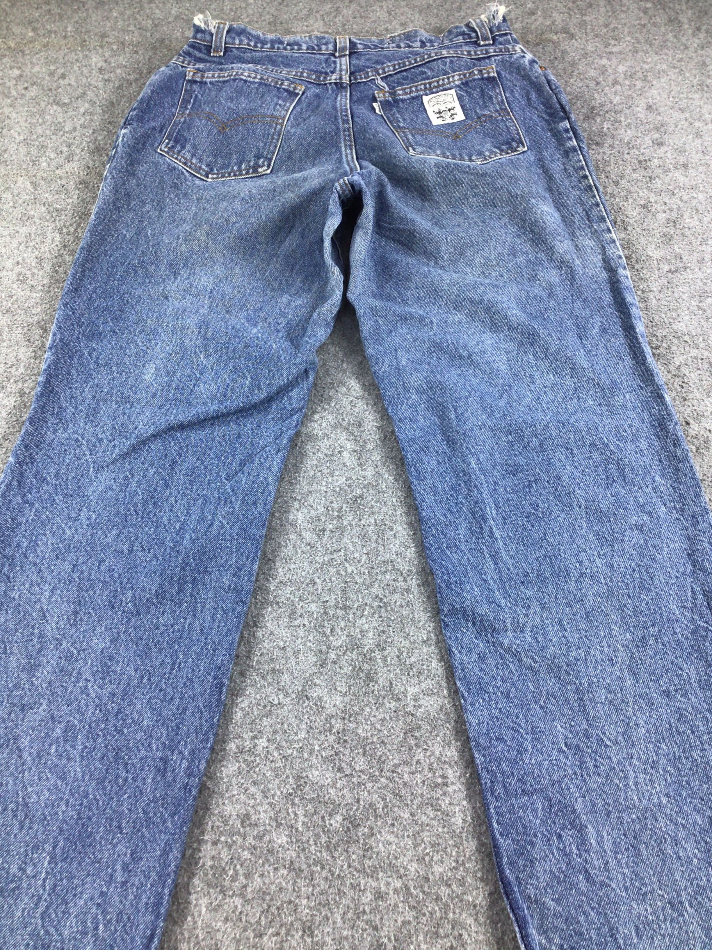 Levi's Vintage Levis White Tab Distressed Jeans KJ231 Size US 31 - 4 Thumbnail