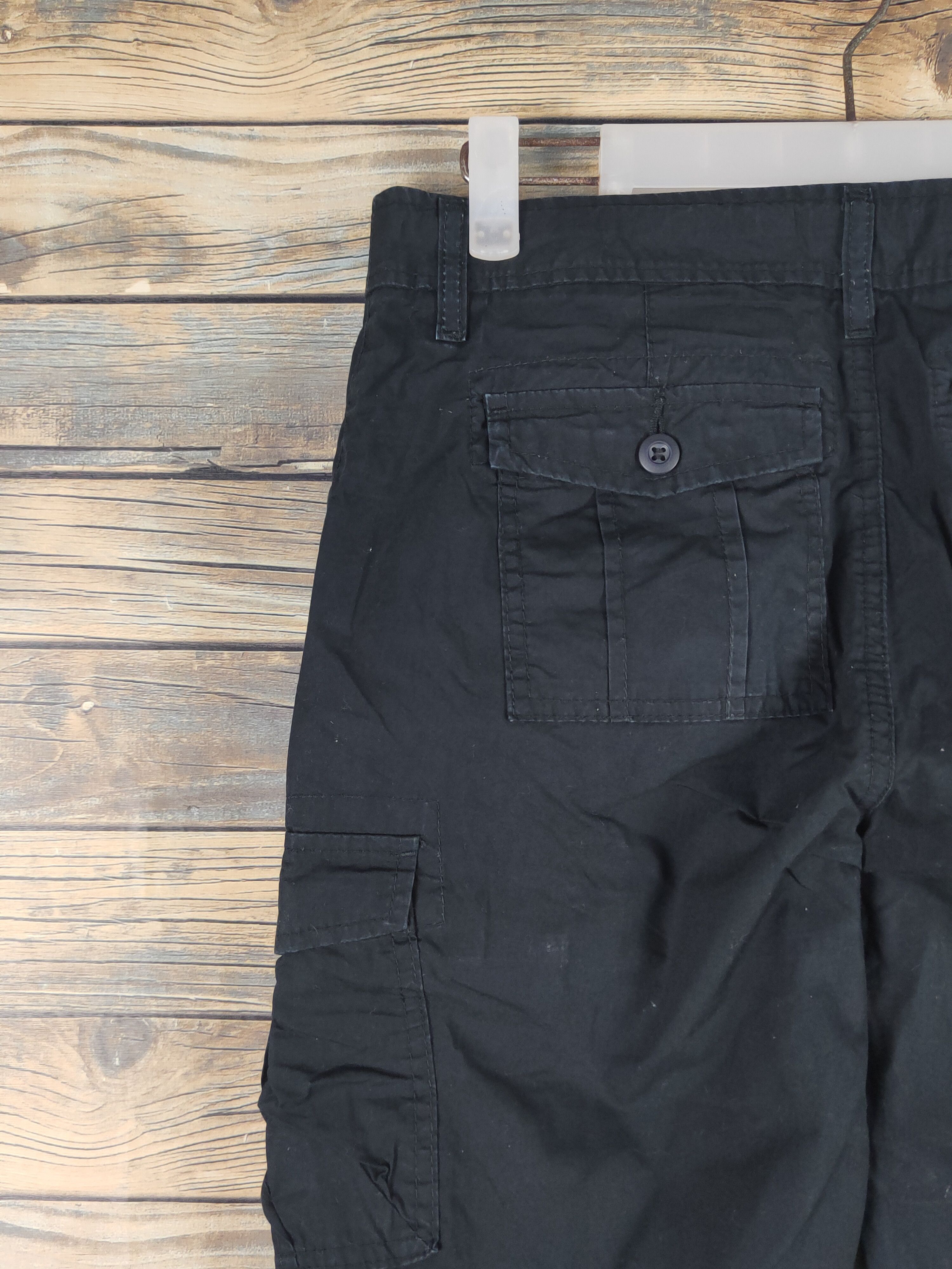 Japanese Brand DL Uniqlo Black Multipocket Tactical Cargo Pants #1521 Size 28" / US 6 / IT 42 - 8 Thumbnail