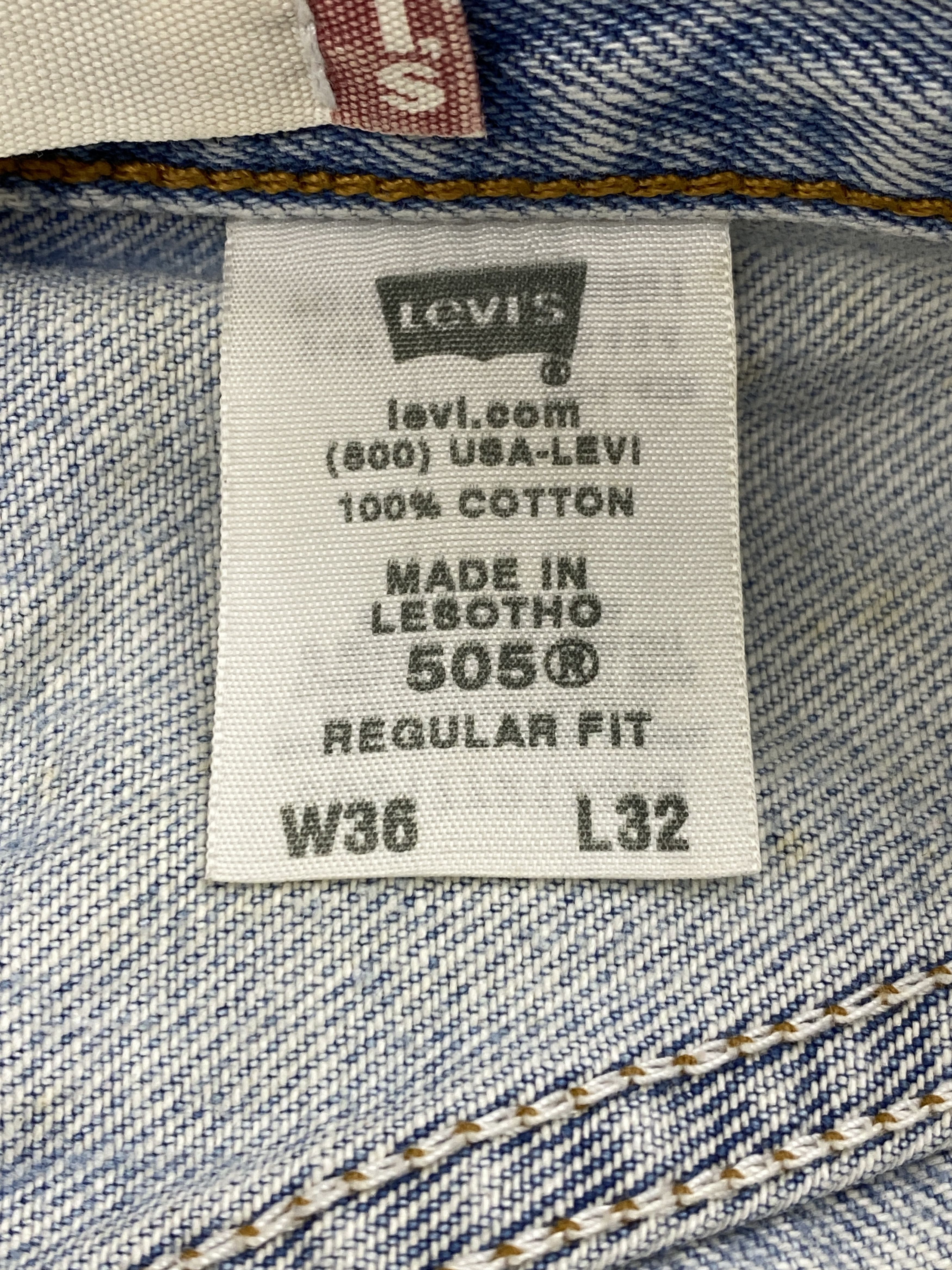 Levi's × Vintage Light Washed Vintage Levis 505 Jeans DP2606 Size US 33 - 8 Thumbnail