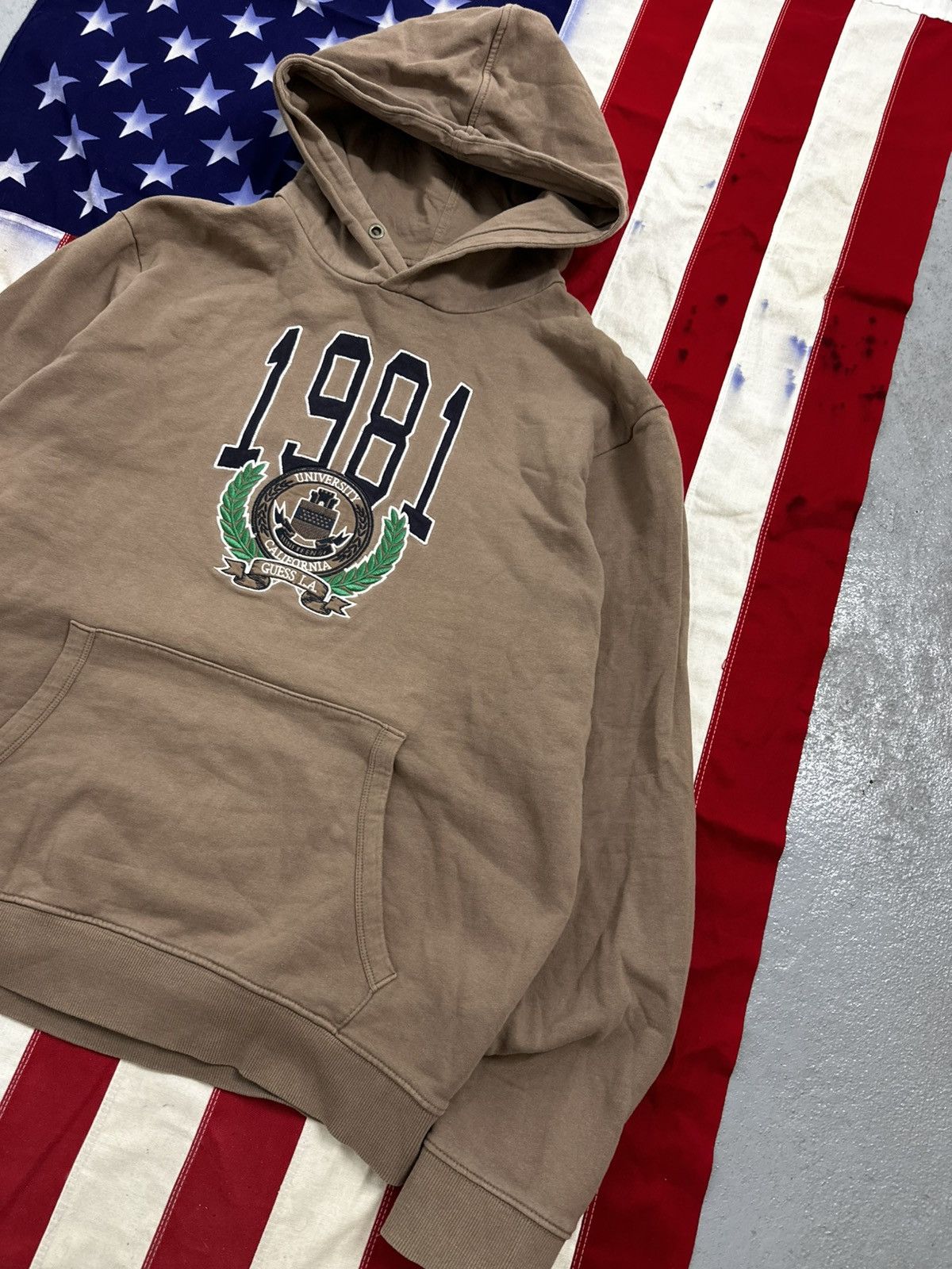 Guess Guess big logo hoodie Size US L / EU 52-54 / 3 - 3 Thumbnail