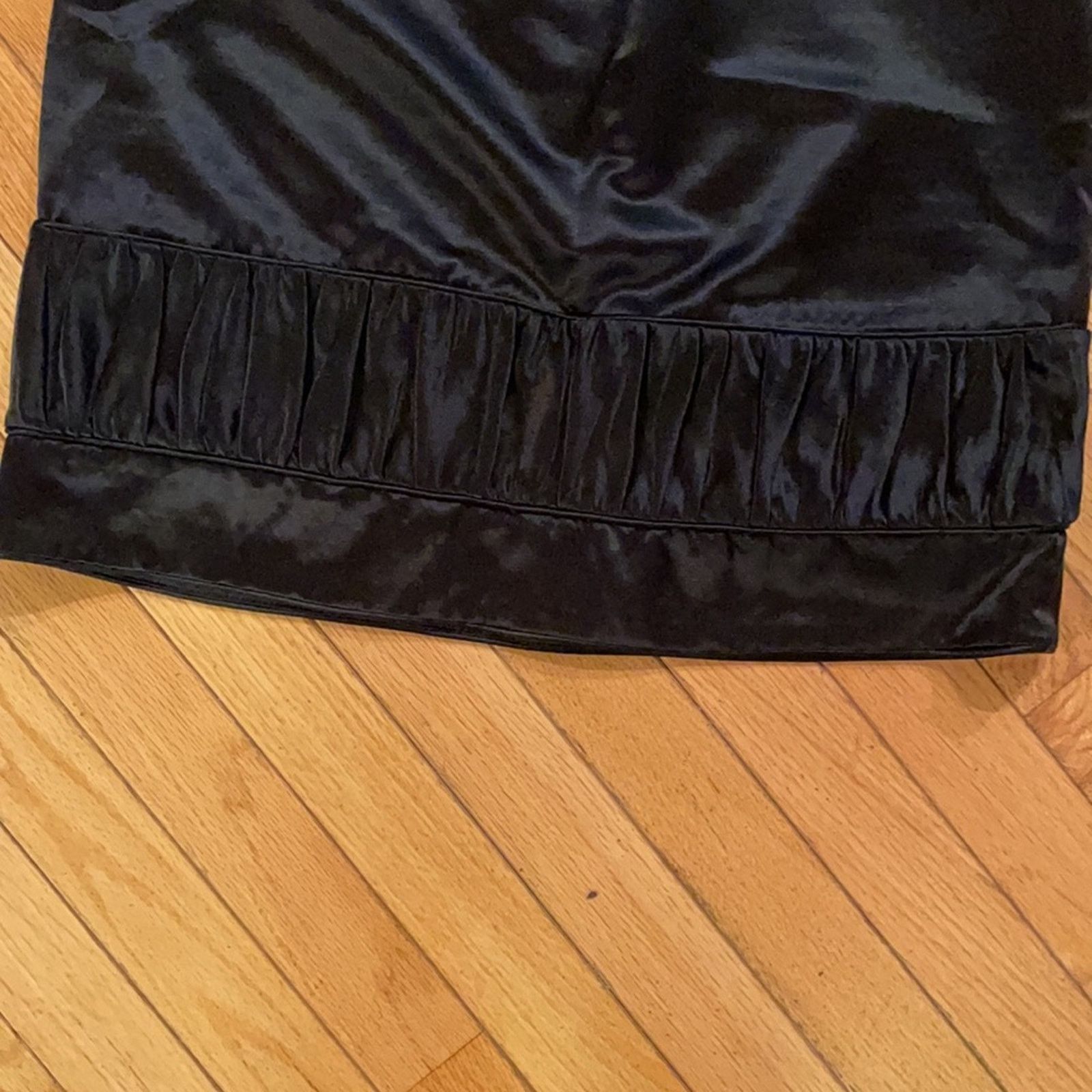 Burberry Burberry wool and silk black skirt 6 Medium Size 28" / US 6 / IT 42 - 5 Thumbnail