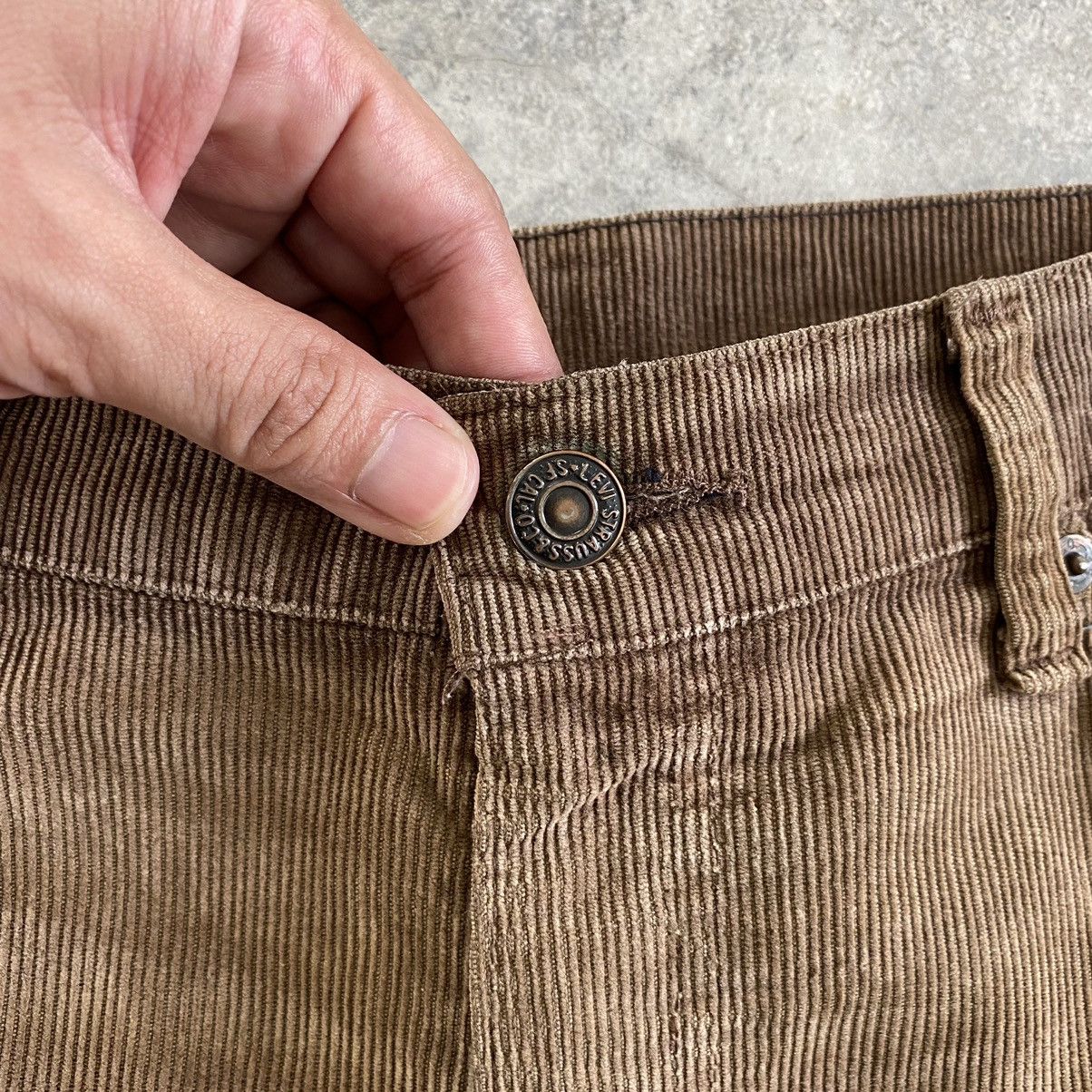 Levi's Vintage 70’s Levis 517 Faded Brown Corduroy Flared Jeans Size US 34 / EU 50 - 11 Thumbnail