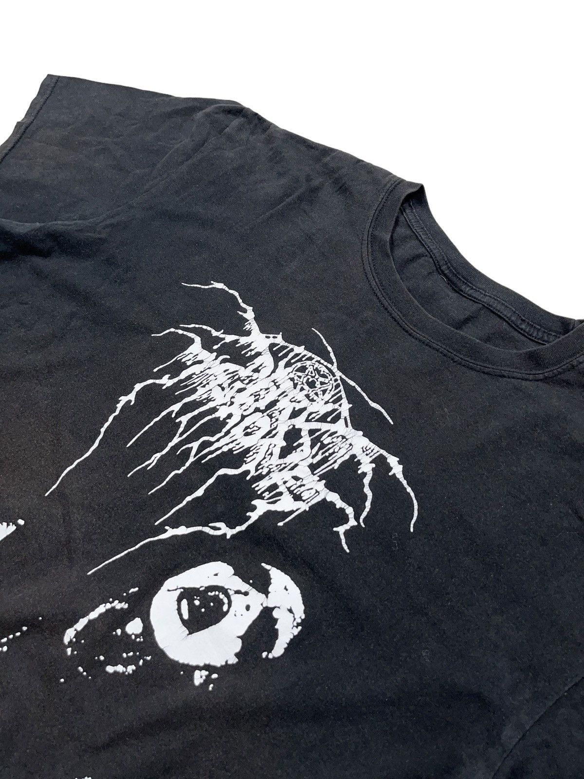 Band Tees Vintage Sun Faded Darkthrone Transilvanian Hunger T-shirt Size US XL / EU 56 / 4 - 5 Thumbnail