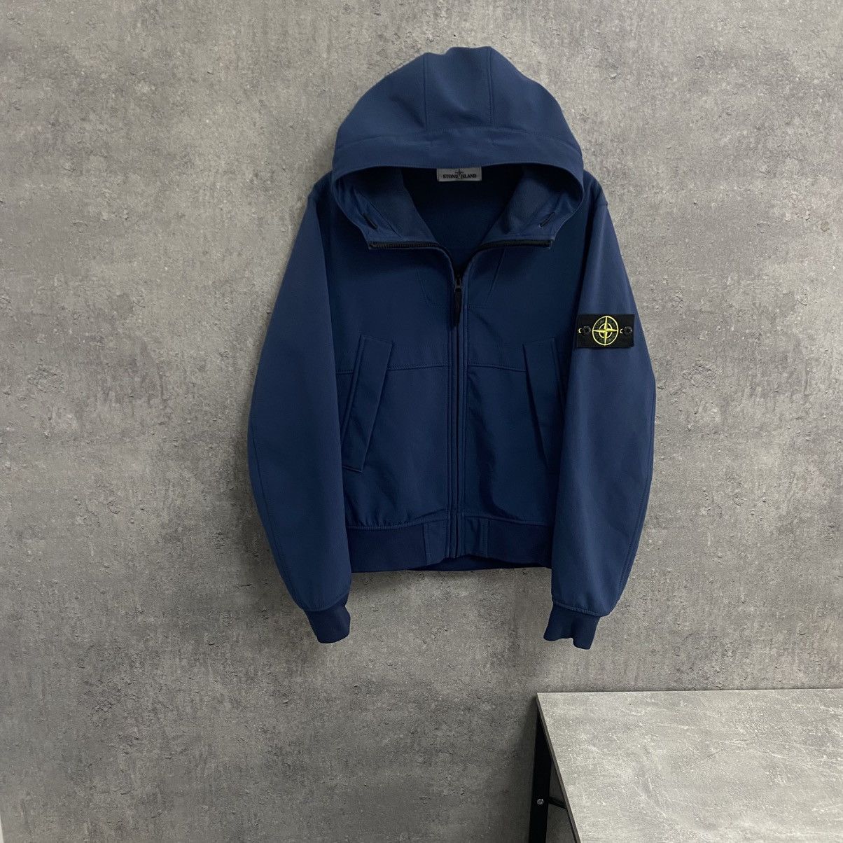 Stone Island Vintage Stone Island Soft Shell-R Hooded Jacket Size US M / EU 48-50 / 2 - 1 Thumbnail