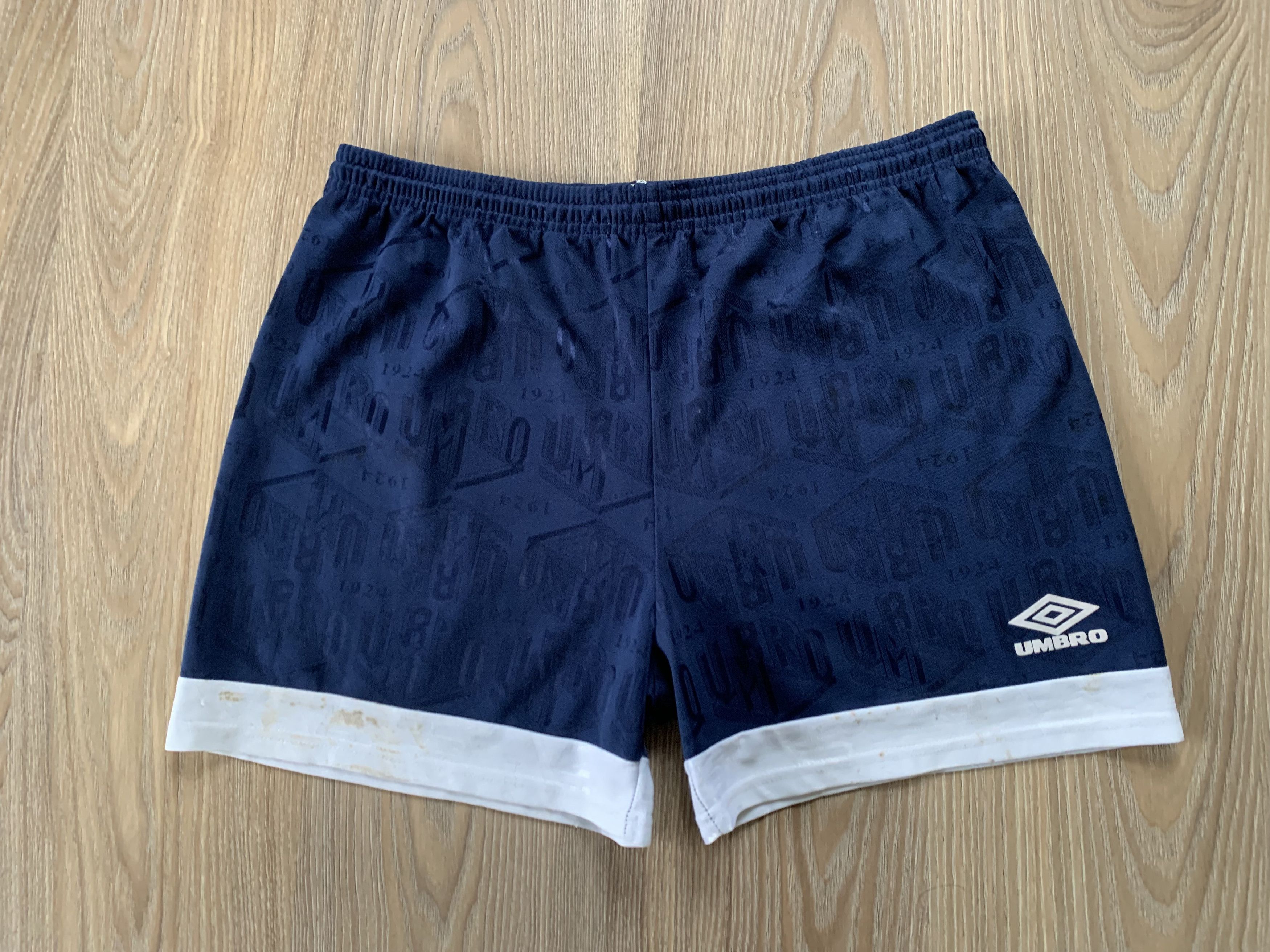 Umbro × Vintage Vintage Umbro Soccer Monograme Training Shorts Size US 34 / EU 50 - 2 Thumbnail