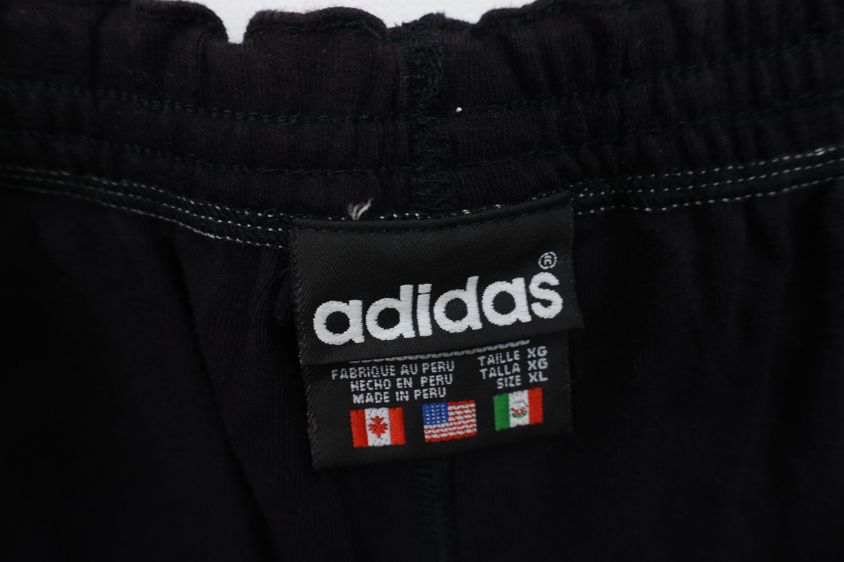 Adidas Deadstock Vintage 90s Adidas Striped Above Knee Shorts Black Size US 36 / EU 52 - 10 Thumbnail