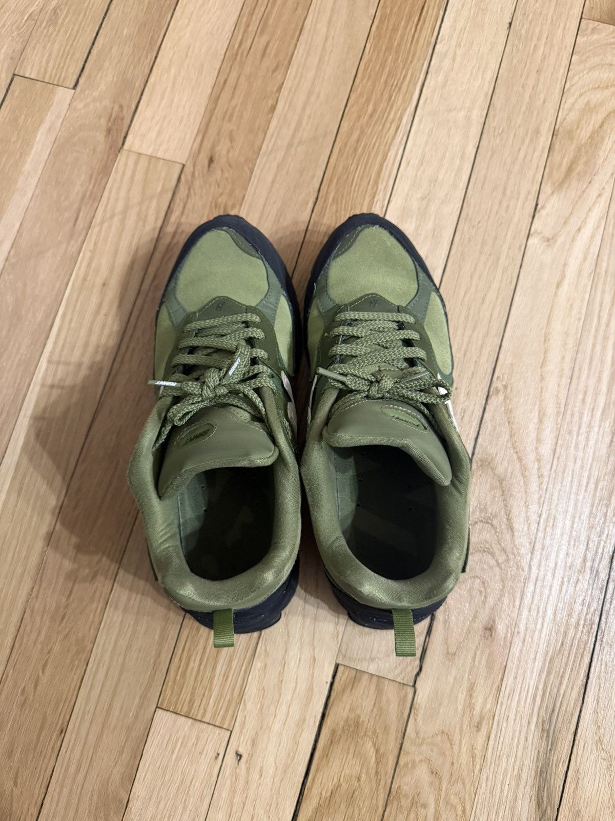 New Balance Basement New Balance 2002R Size US 9.5 / EU 42-43 - 8 Thumbnail