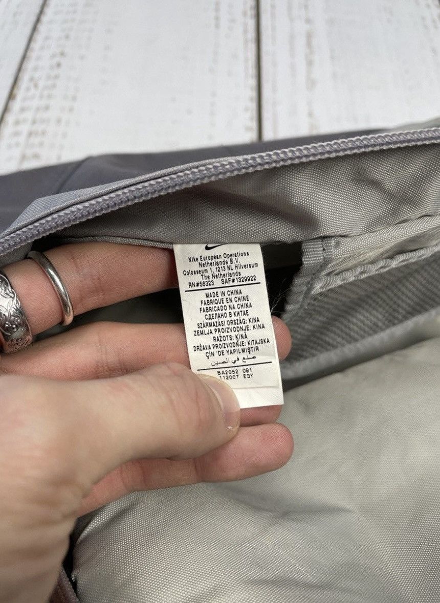Nike Nike Vintage Training Bag Gorpcore 90s Size ONE SIZE - 8 Thumbnail