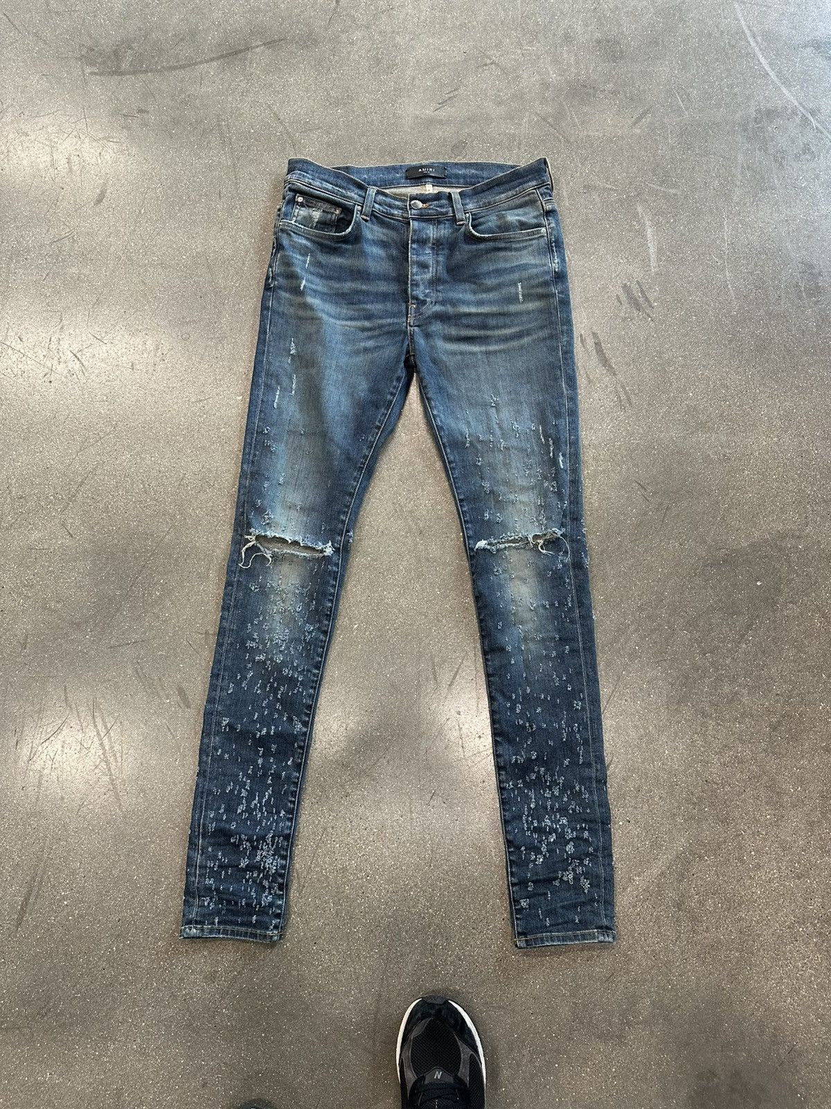 Amiri Amiri Distressed Jeans Navy Blue Size US 33 - 1 Thumbnail