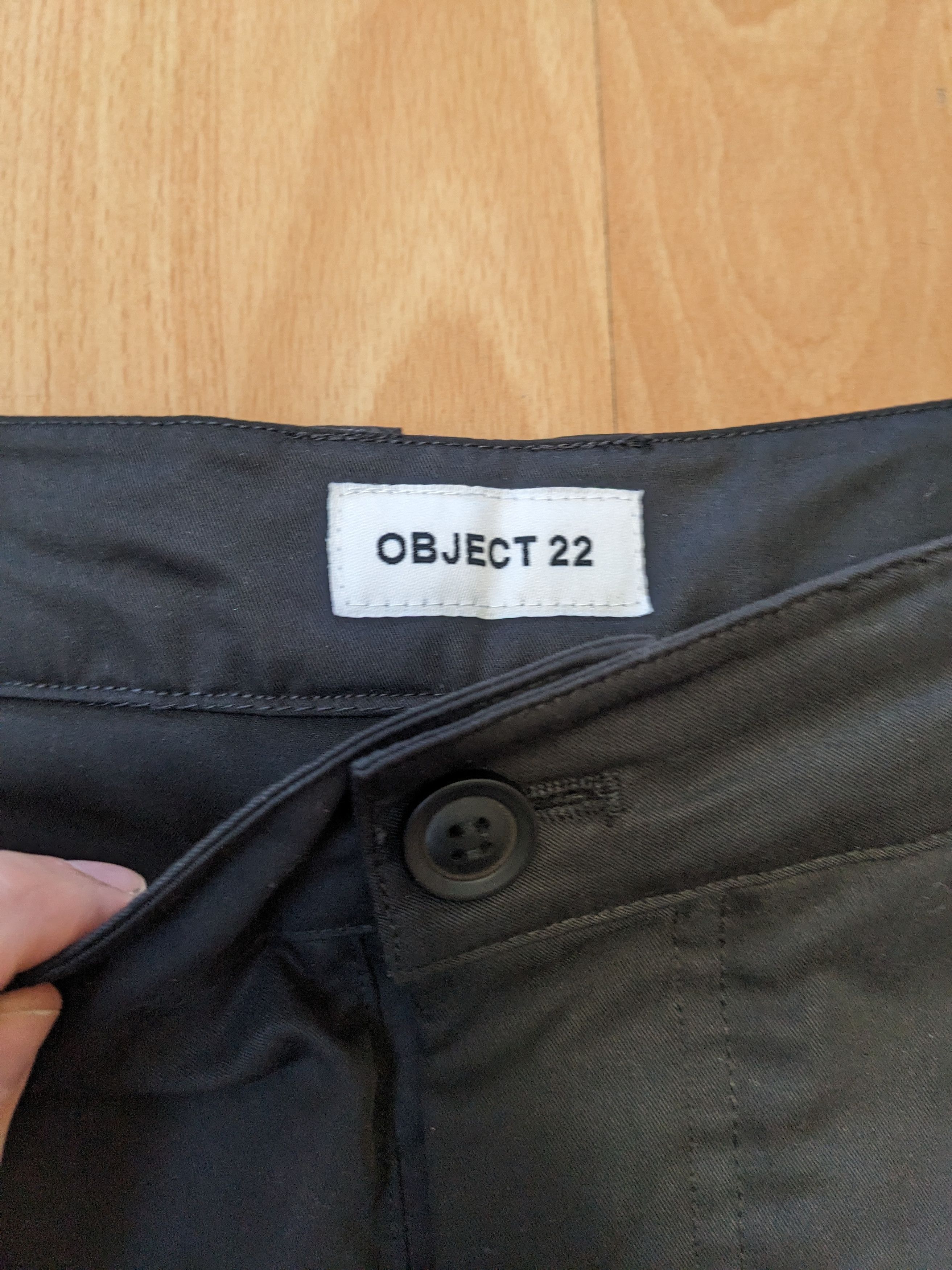 OBJECT 22 Object 22 - Screw Multi-Pocket Cargo - Small - Black Size US 31 - 2 Thumbnail