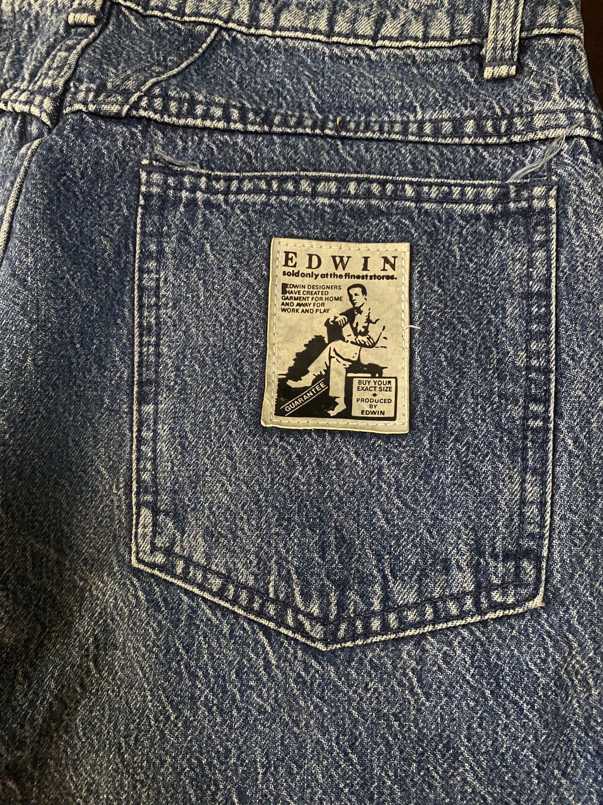Sick 🔥 VINTAGE EDWIN CLASSIC CROPPED
