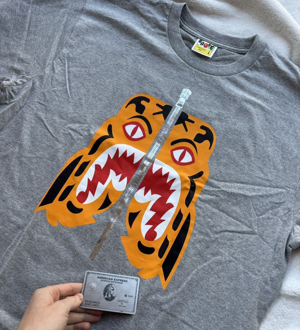 Bape Bape Grey Tiger Face Tee Size US L / EU 52-54 / 3 - 2 Thumbnail