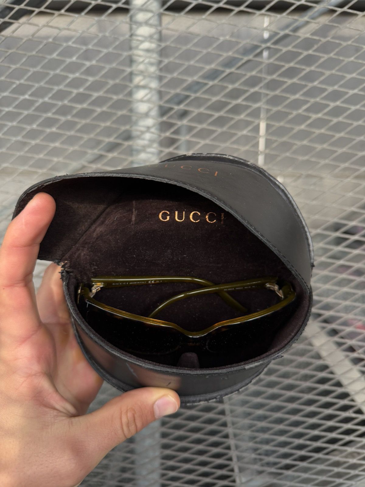Gucci Gucci Leopard Sunglasses with Case Size ONE SIZE - 3 Thumbnail