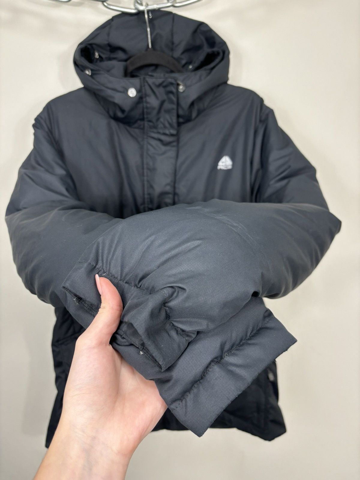 Nike Vintage Nike ACG 550 Outdoor Black Y2K Down Puffer Jacket Size US L / EU 52-54 / 3 - 5 Thumbnail