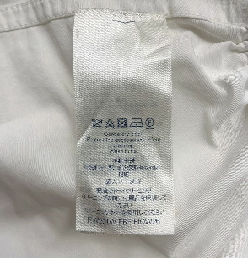Louis Vuitton Louis Vuitton White Charge Jacket 2503-Nextarrow Size XXS / US 00 / IT 34 - 4 Thumbnail