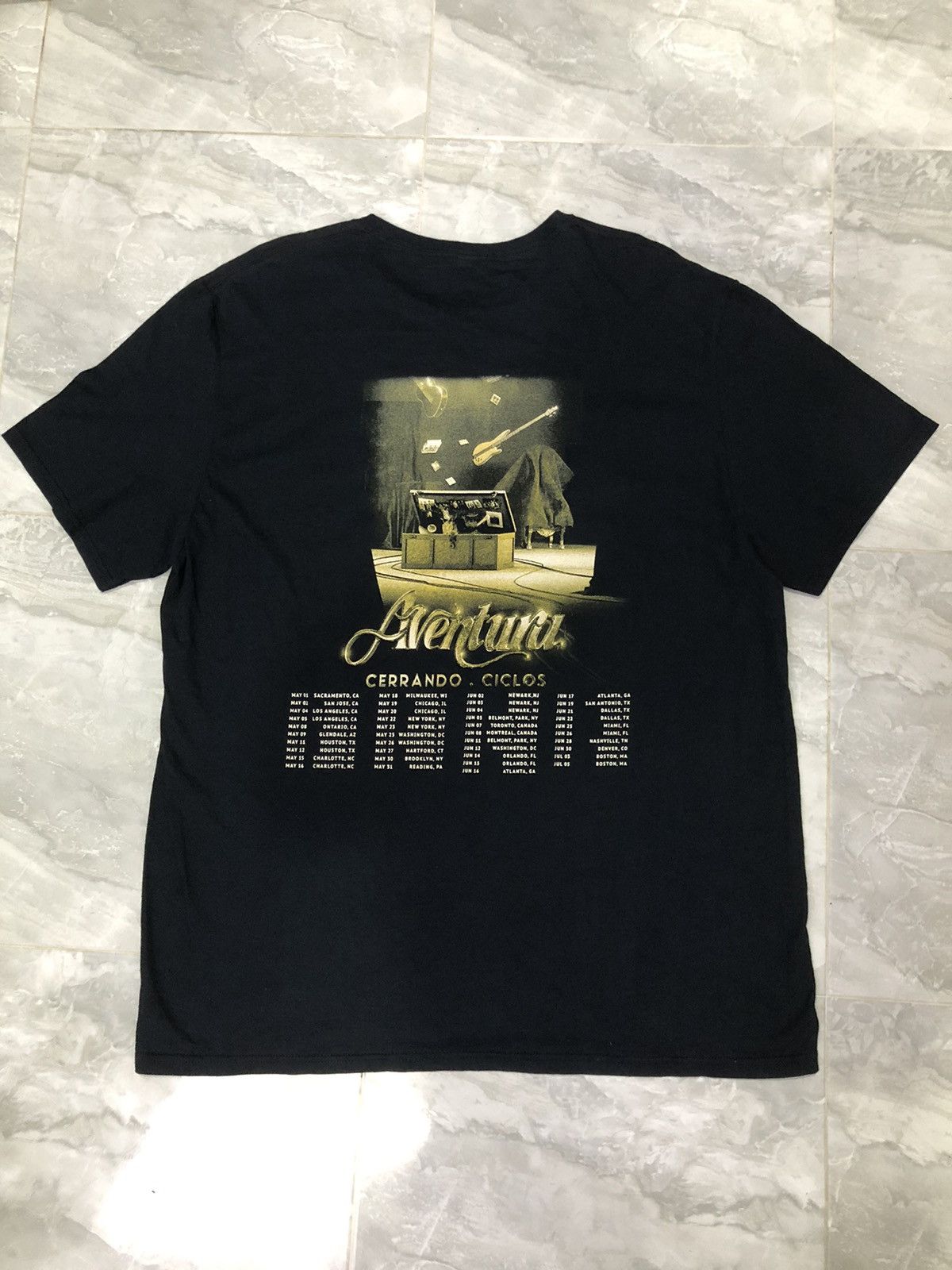 Band Tees 🔥 Aventura “Cerrando Ciclos” 2024 Tour Tee Size US XL / EU 56 / 4 - 12 Thumbnail