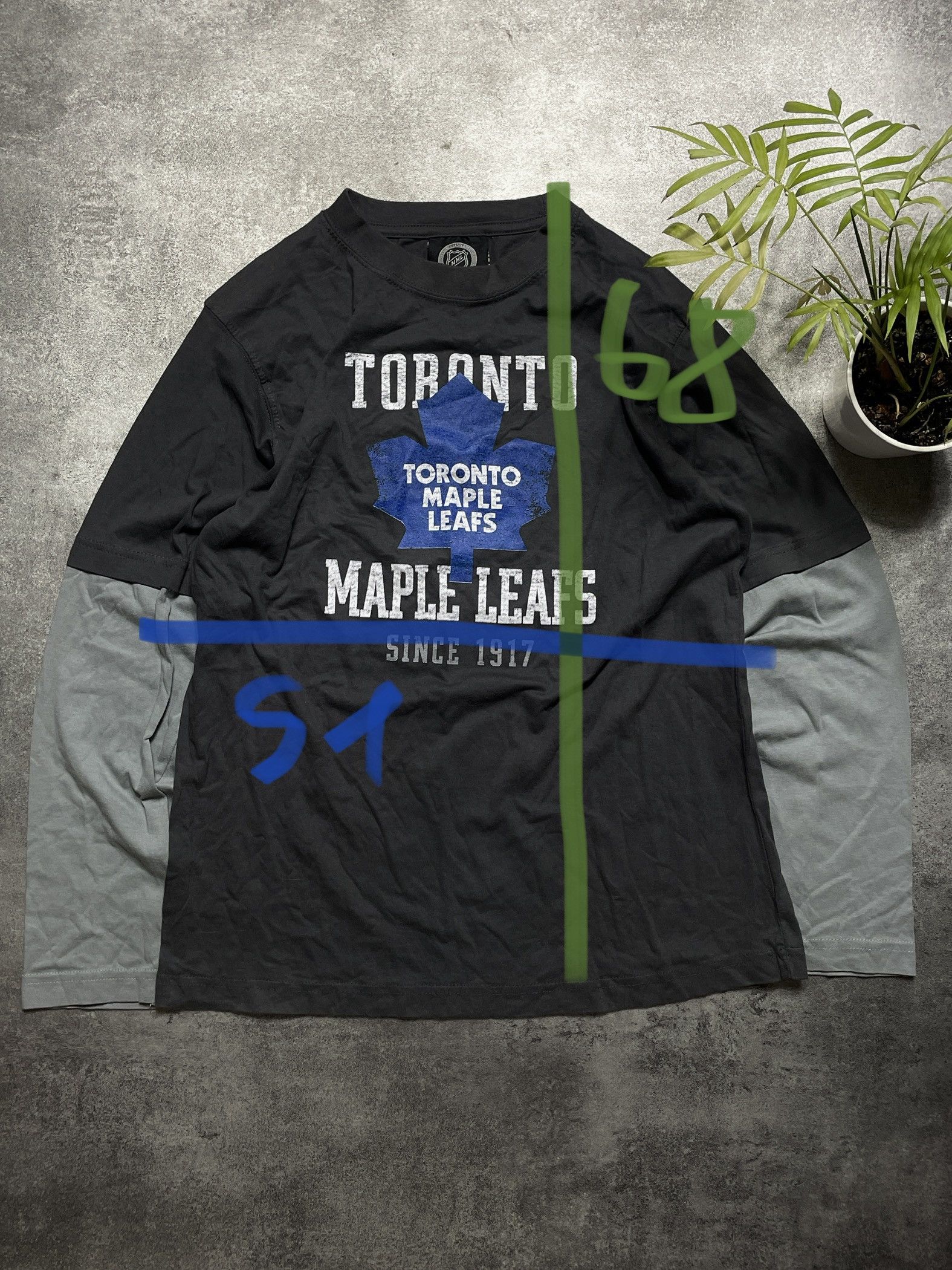 NHL ❗️RARE❗️NHL Vintage Y2K Toronto Maple Leafs Tee Size US S / EU 44-46 / 1 - 7 Thumbnail