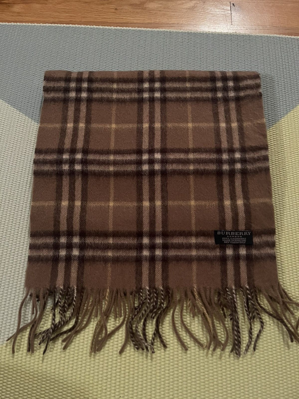 Burberry × Vintage Light Green Brown Burberry Nova Check Scarf Size ONE SIZE - 1 Thumbnail