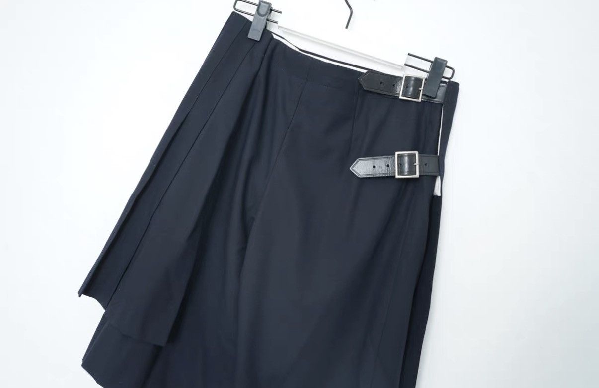 Comme des Garcons Comme des Garçons Double Pleated Wool Shorts Size US 32 / EU 48 - 6 Thumbnail