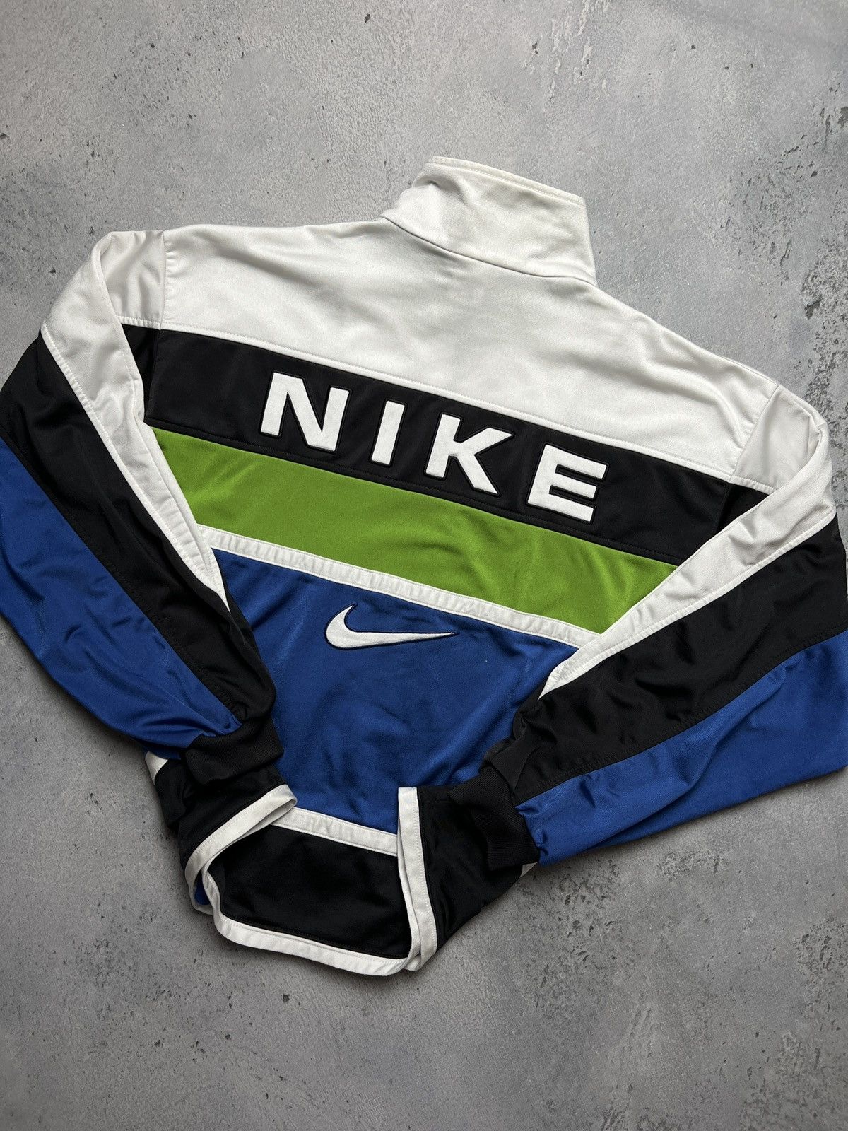 Nike 🇺🇸 Nike Vintage Zipper Jacket central swoosh logo y2k 90s Size US L / EU 52-54 / 3 - 1 Thumbnail