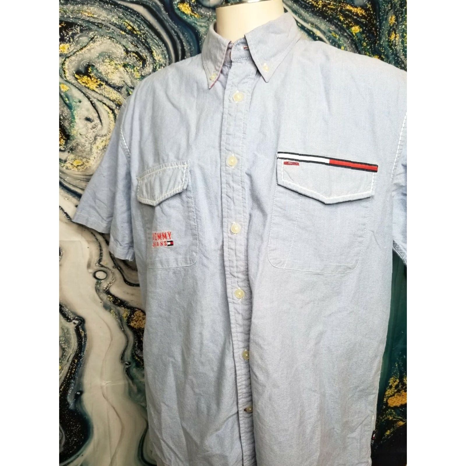 Tommy Hilfiger VINTAGE Tommy Hilfiger Denim Button-Down Shirt Mens L Logo Embroidered Flag 100% Cotton Blue Denim Size US L / EU 52-54 / 3 - 4 Thumbnail