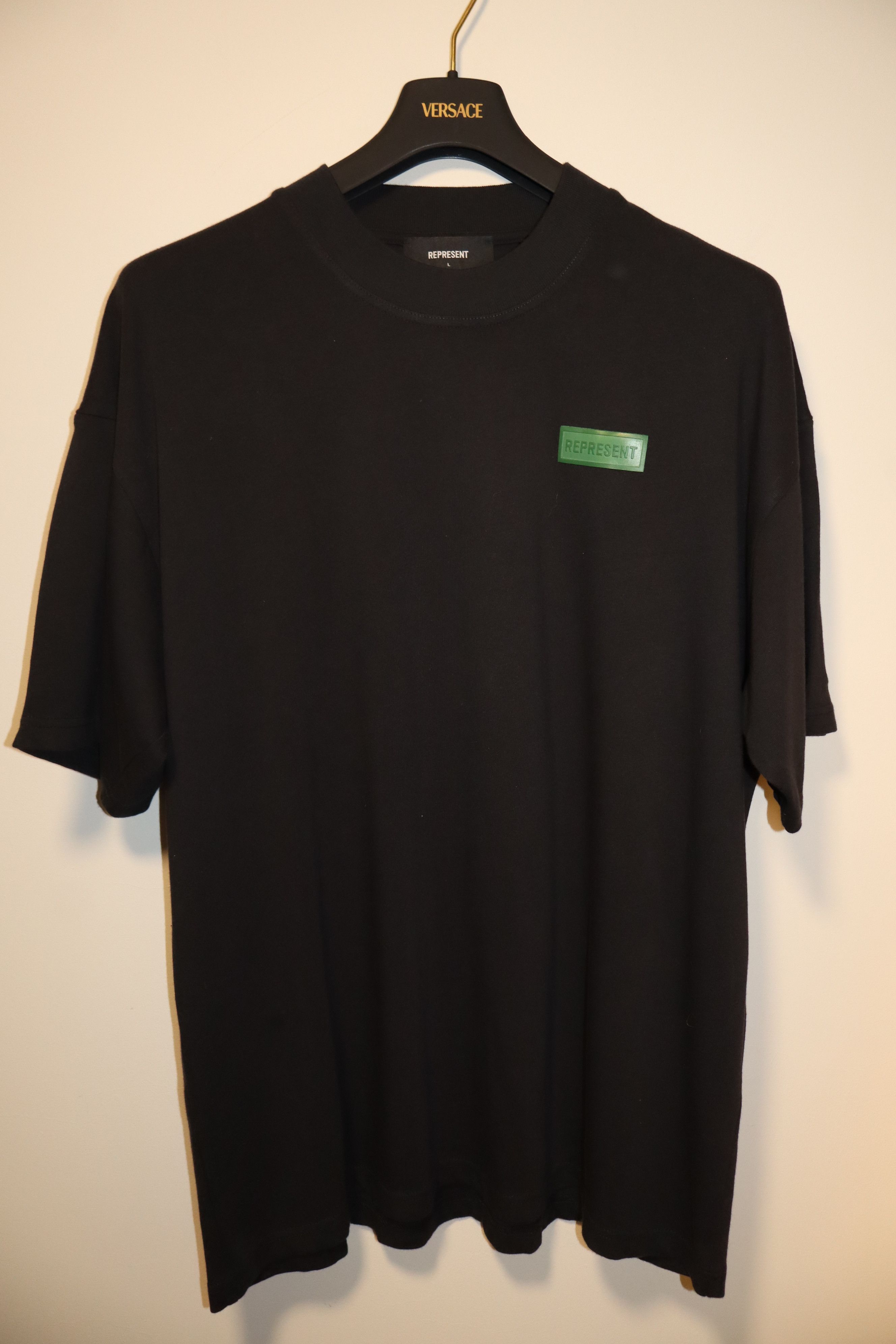 Represent Clo. Capsule collection "Bully" sneaker ltd edition t-shirt Size US L / EU 52-54 / 3 - 2 Thumbnail