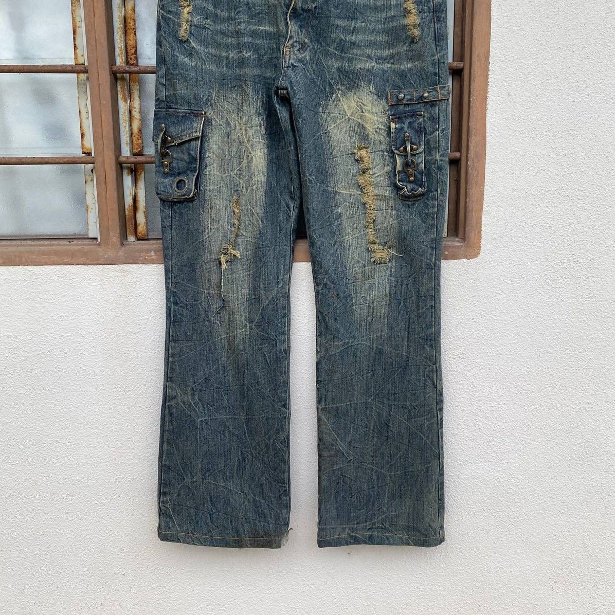 In The Attic Y2K IN THE ATTIC Japan Grunge"Mudwash Distressed Flared Hook Size US 30 / EU 46 - 3 Thumbnail