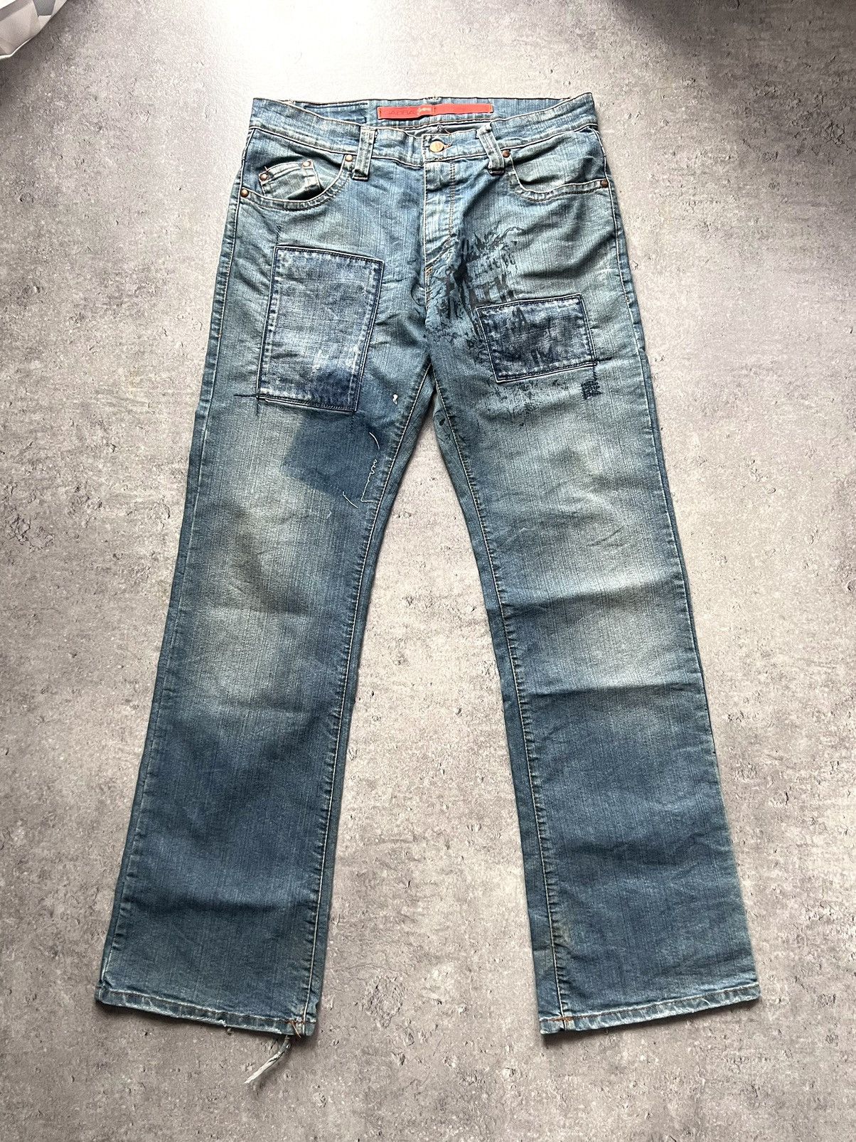 Vintage Archive Flared Jeans Made in Italy Distressed Pocket y2k 