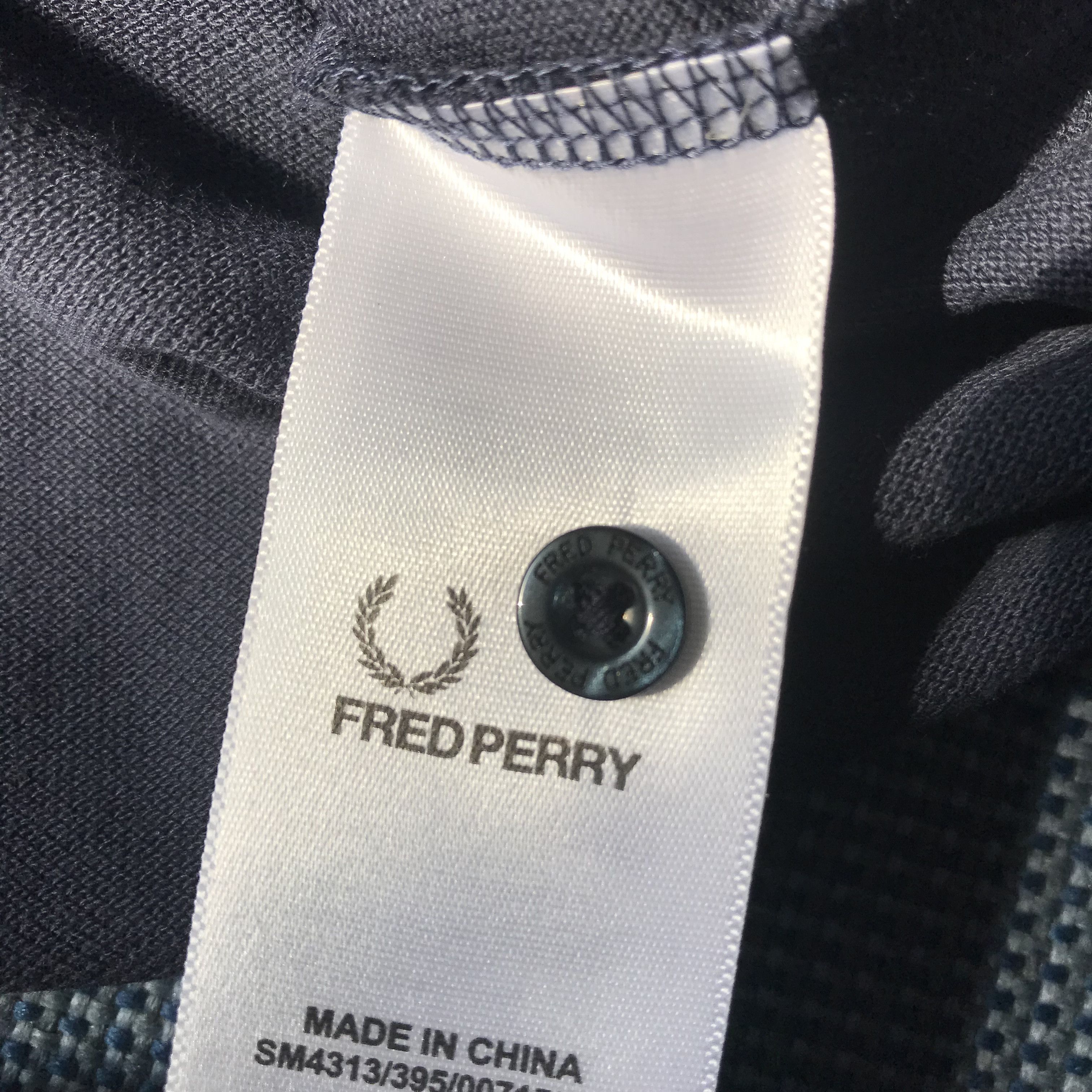 Fred Perry FRED PERRY X IZZUE COLOUR BLOCK POLO DARK CARBONL Size US XS / EU 42 / 0 - 7 Thumbnail