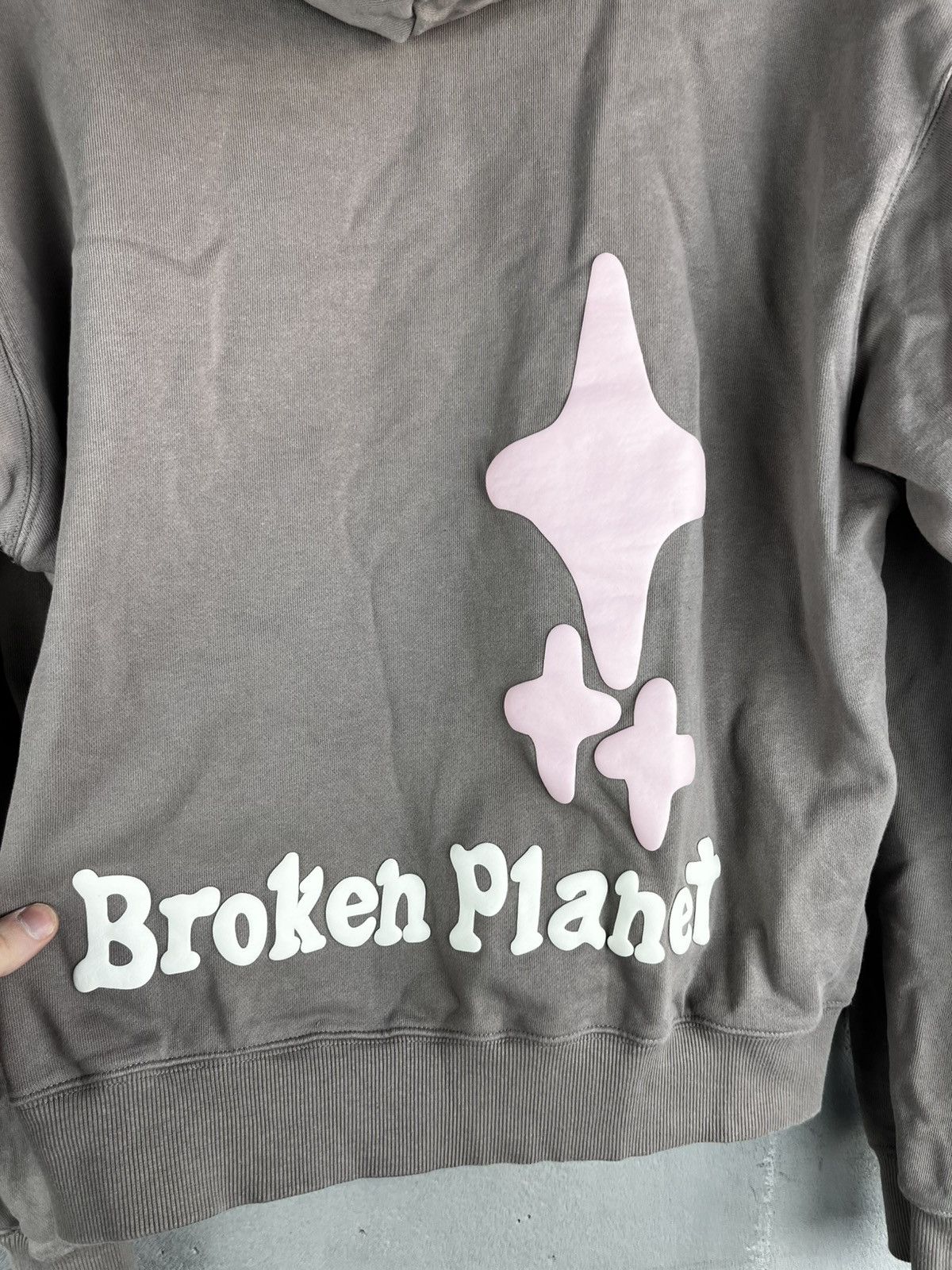 Broken Planet BROKEN PLANET "STUCK IN A MIRAGE" Hoodie size m Size US M / EU 48-50 / 2 - 9 Thumbnail