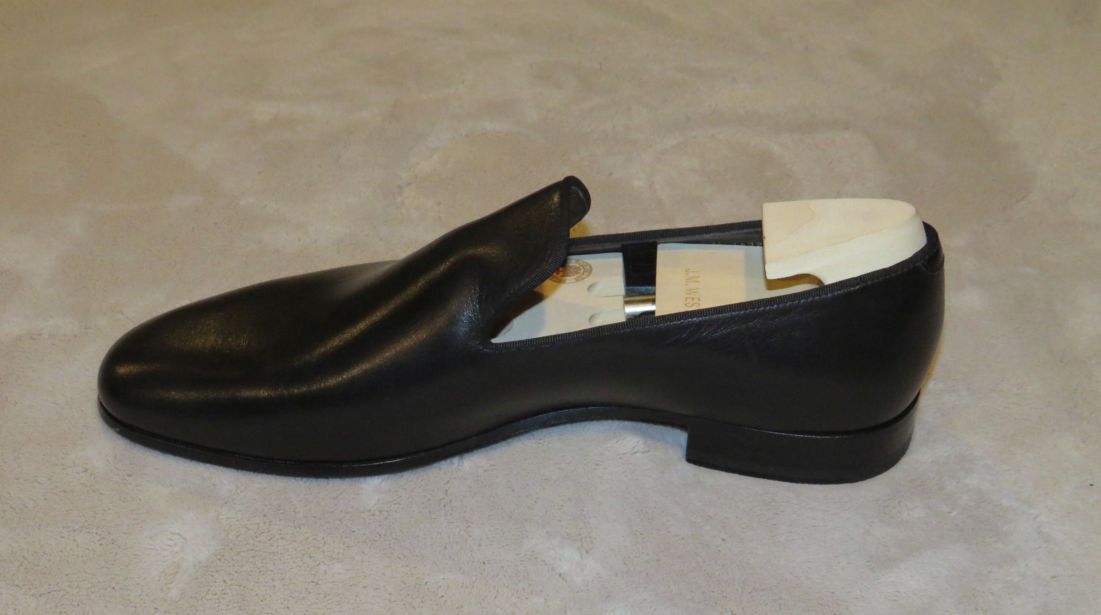 J.M. Weston 911 Black Calf Leather One Piece Formal Loafer 9.5 NWOB Size US 9.5 / EU 42-43 - 3 Thumbnail