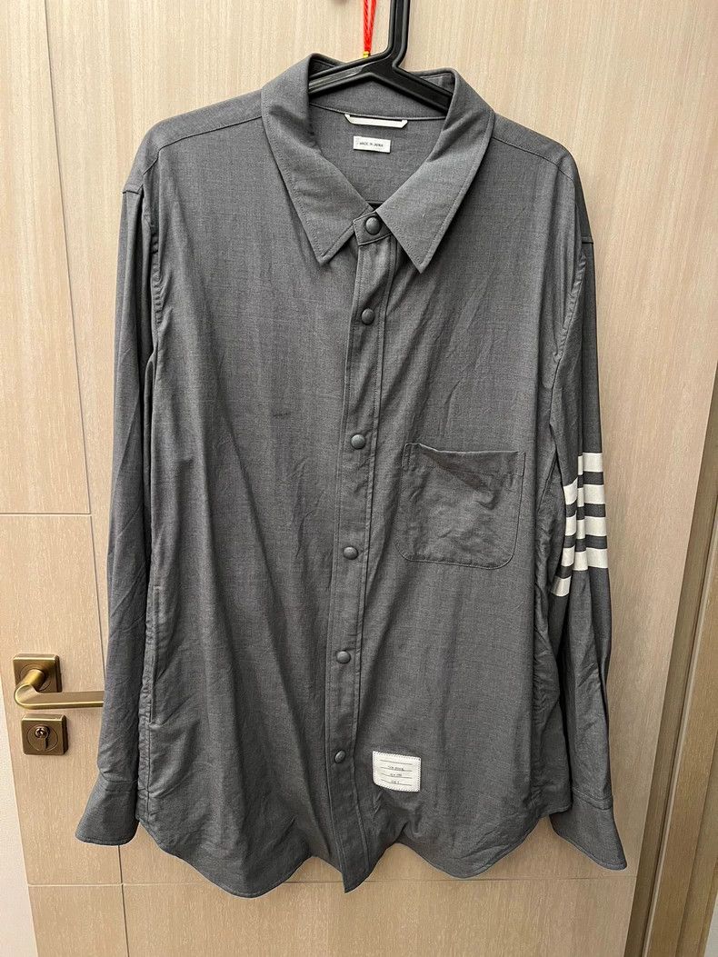 Thom Browne Thom browne Classic four-striped gray wool shirt jacket 250 Size US XL / EU 56 / 4 - 1 Thumbnail
