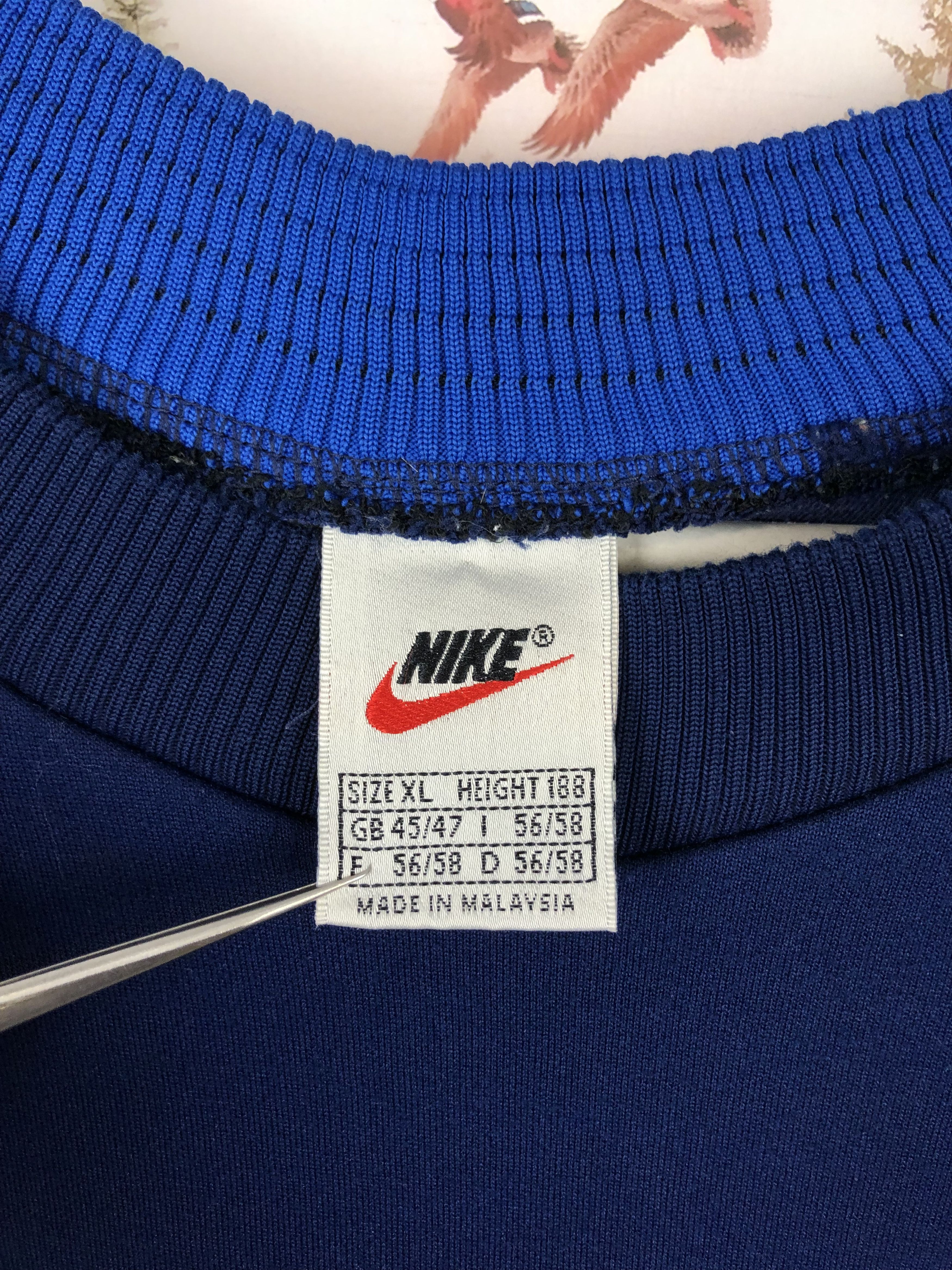 Nike Vintage Nike Glasgow Rangers Football Sweatshirt Jacket Size US XL / EU 56 / 4 - 7 Thumbnail