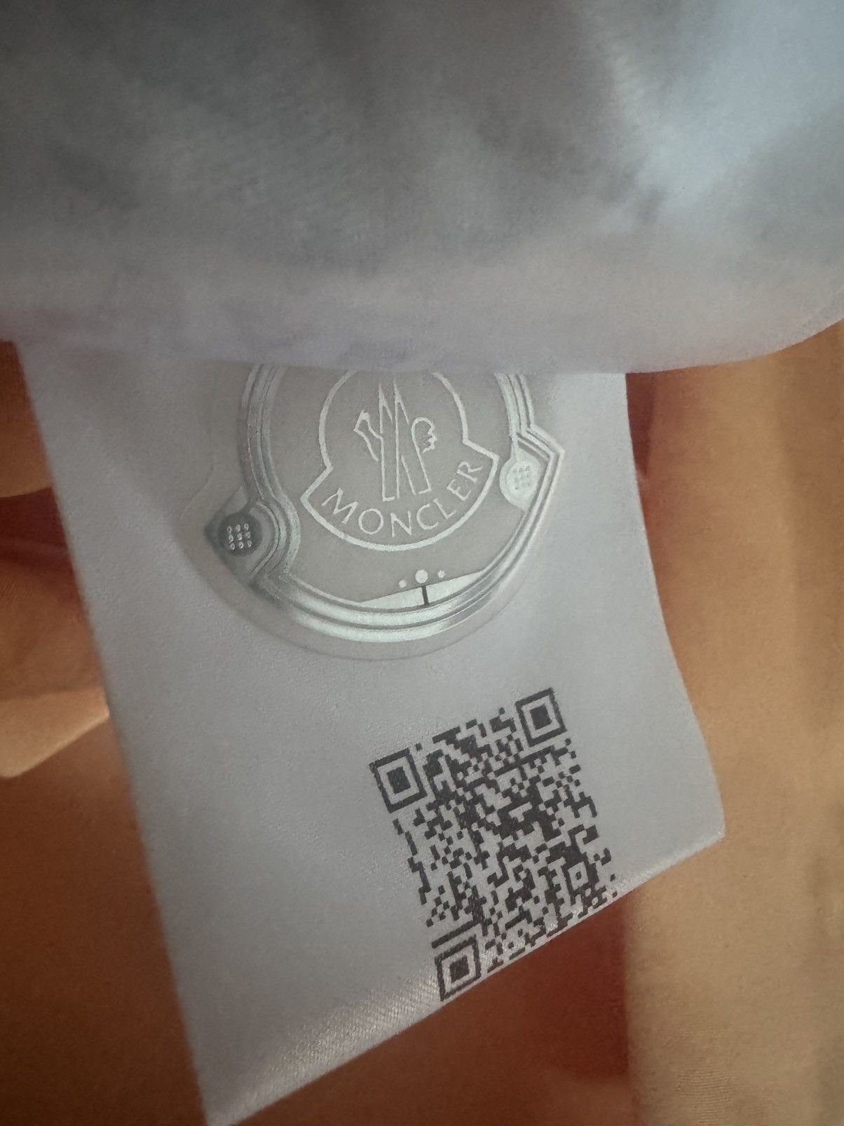 Moncler MONCLER poncho unisex sz3 know Moncler fit , this fits big Size XXL / US 16-18 / IT 52-54 - 16 Thumbnail