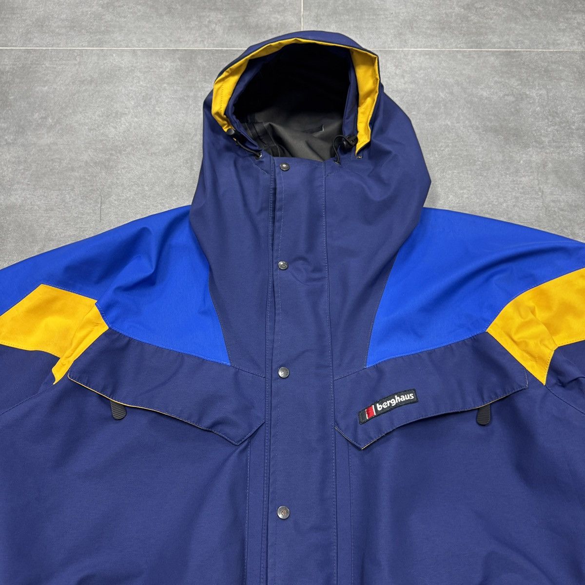 Berghaus Vintage Berghaus Extrem 7000 Gore-Tex Fabric Coat Jacket 90s Size US L / EU 52-54 / 3 - 9 Thumbnail