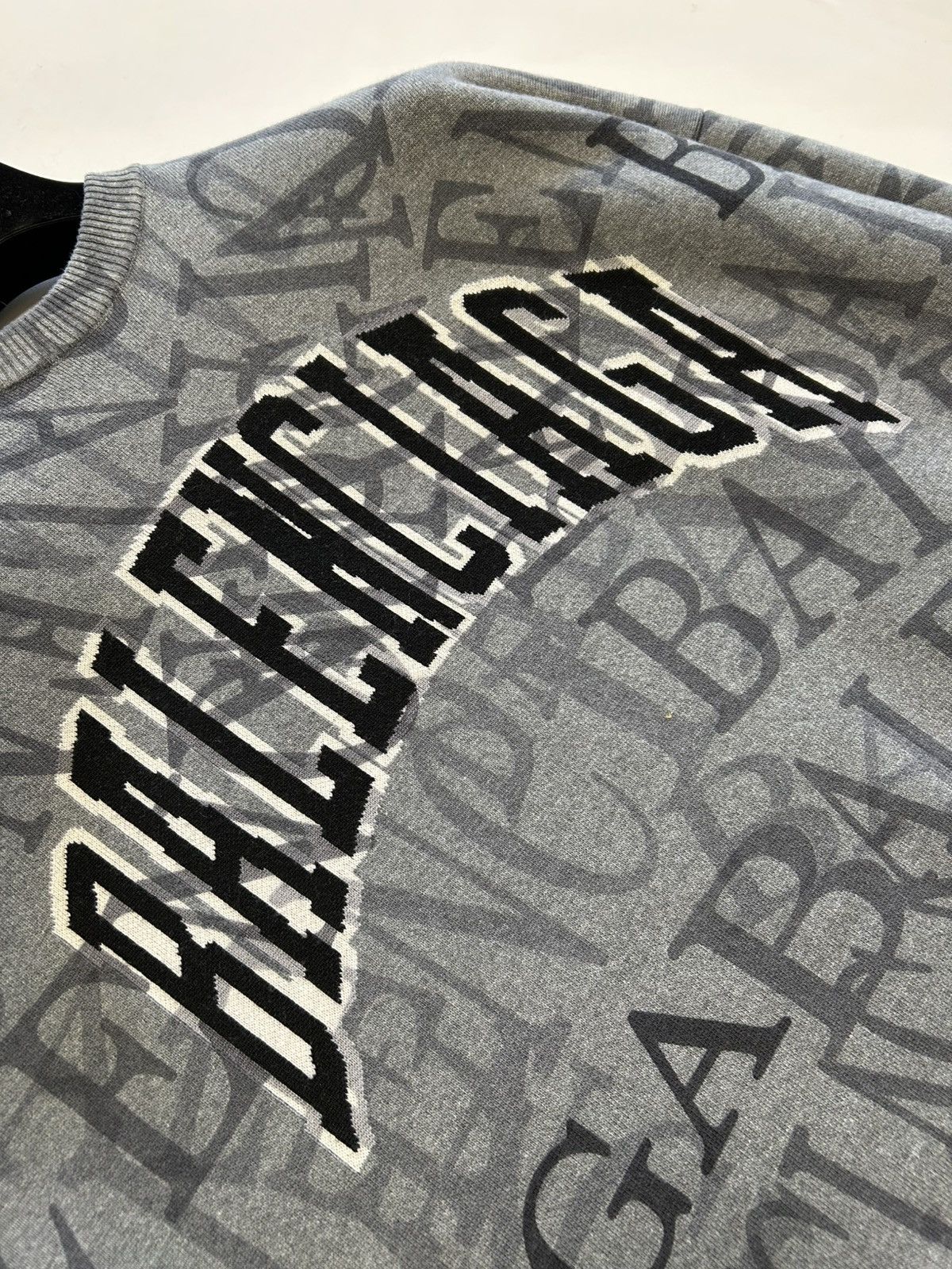 Balenciaga 2019 All-Over Logo Knit Size US S / EU 44-46 / 1 - 3 Thumbnail