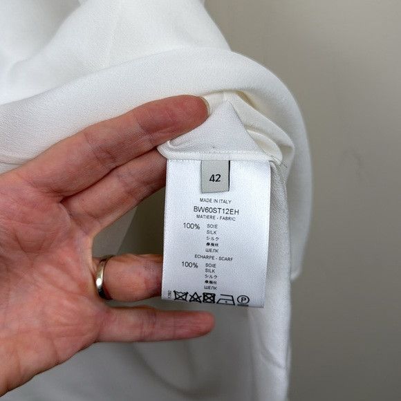 Givenchy GIVENCHY white silk logo scarf collared sleeveless blouse 10 Size L / US 10 / IT 46 - 11 Thumbnail