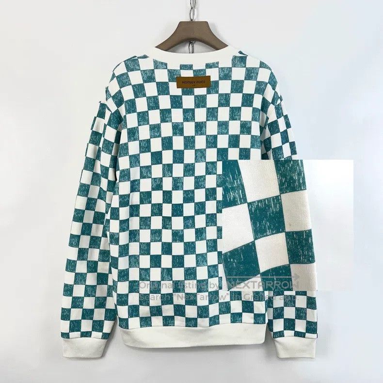 Louis Vuitton Louis Vuitton White and green checkerboard fleece crew nec Size US XXL / EU 58 / 5 - 6 Thumbnail