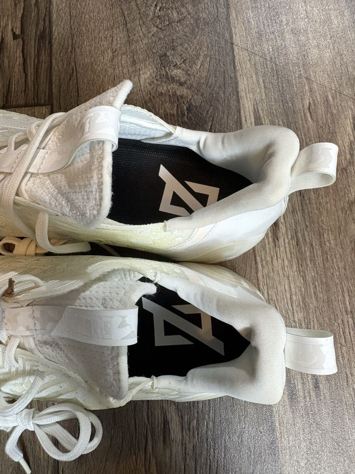Adidas Adidas Adizero 12.0 Mismatch Triple White IG7223 Men’s 15 Size US 15 / EU 48 - 5 Thumbnail