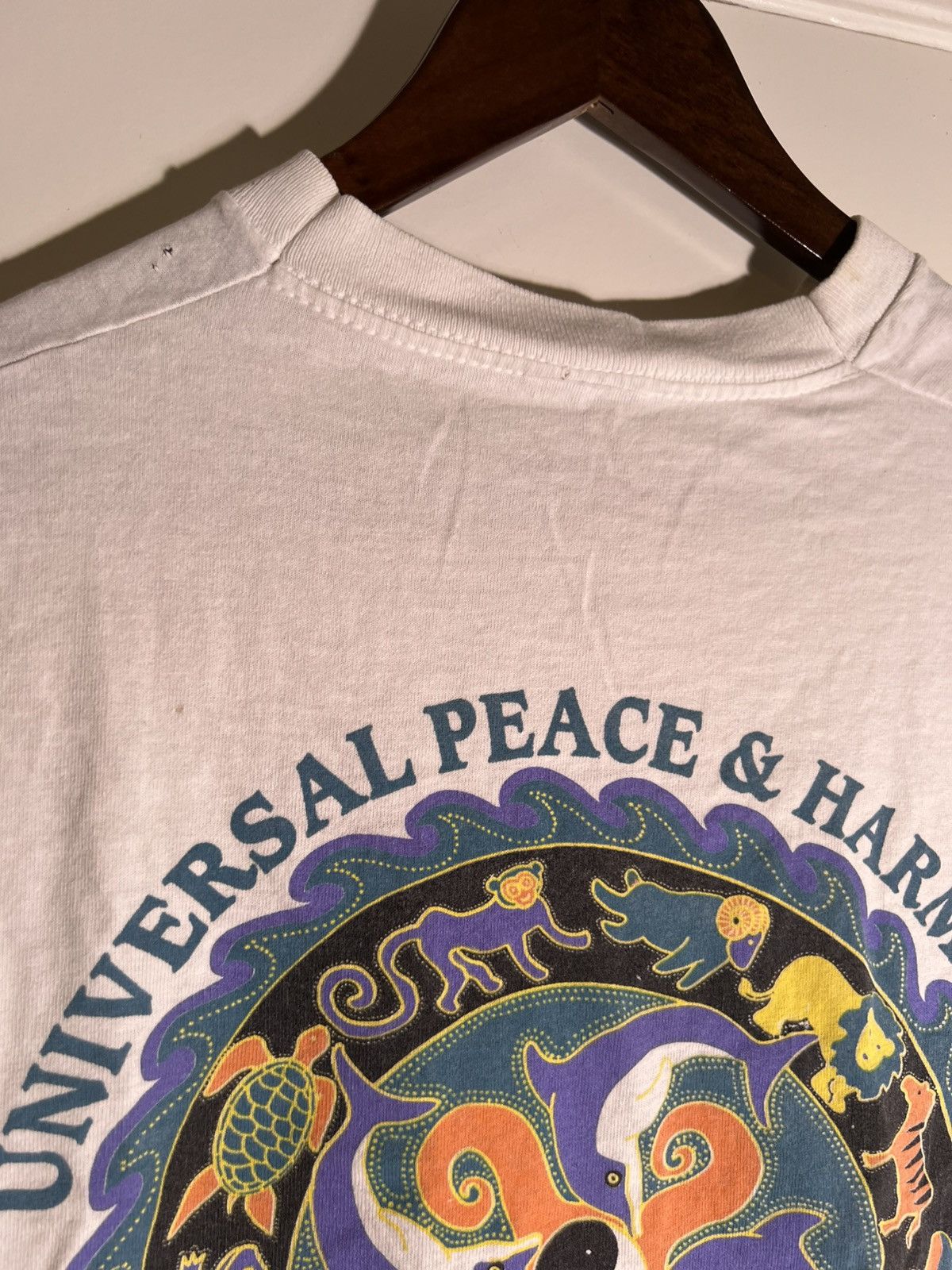 Vintage 90’s VTG Vintage Universal Peace & Harmony San Diego T Shirt Size US L / EU 52-54 / 3 - 6 Thumbnail