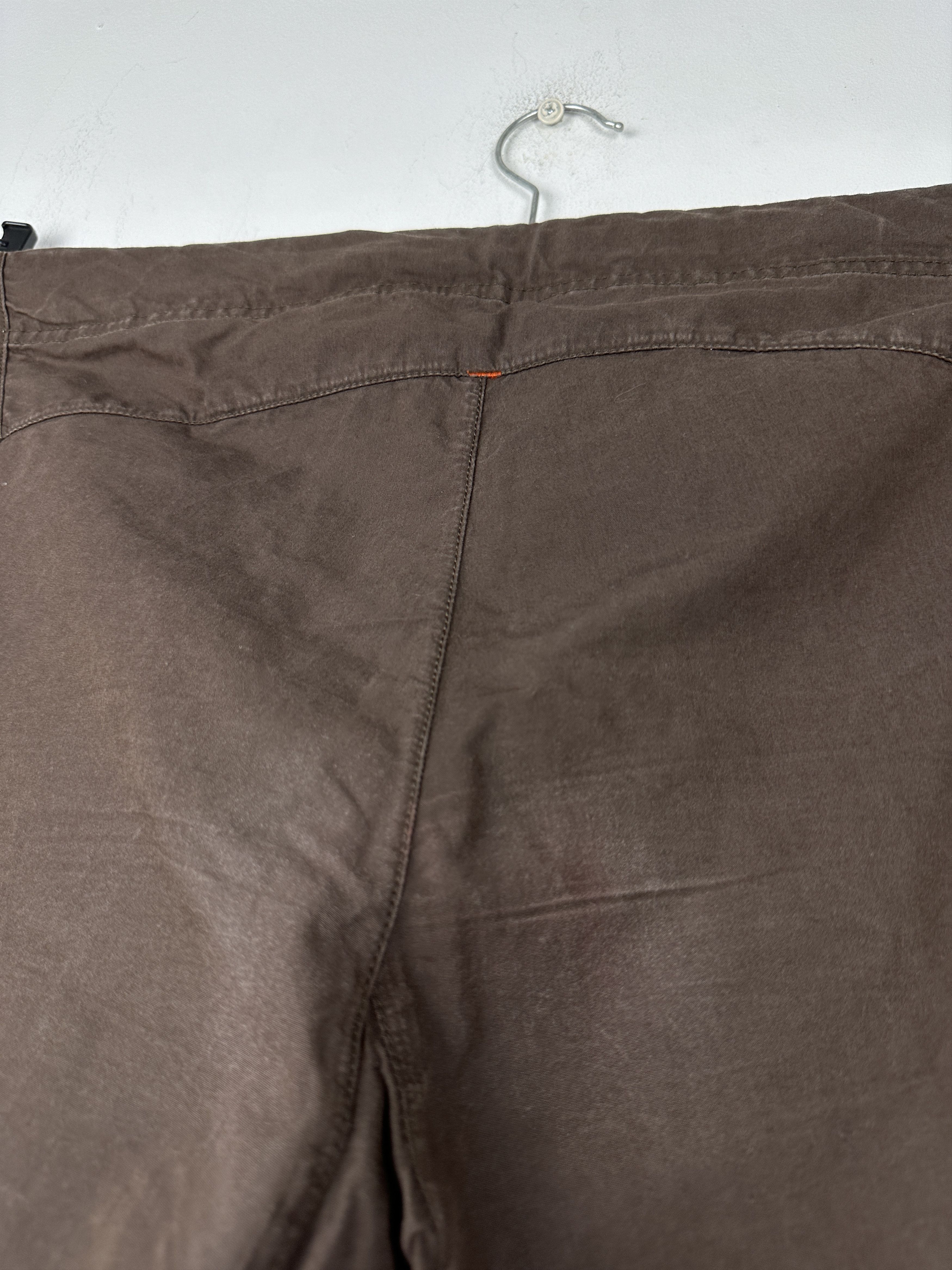 Arc'teryx Arcteryx Logo Brown Shorts With Belt Size US 36 / EU 52 - 23 Thumbnail