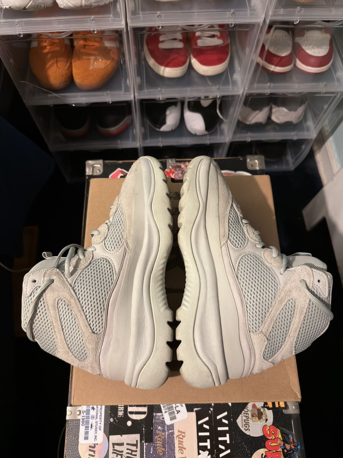 Adidas Yeezy Desert Boot Salt Size US 10.5 / EU 43-44 - 4 Thumbnail