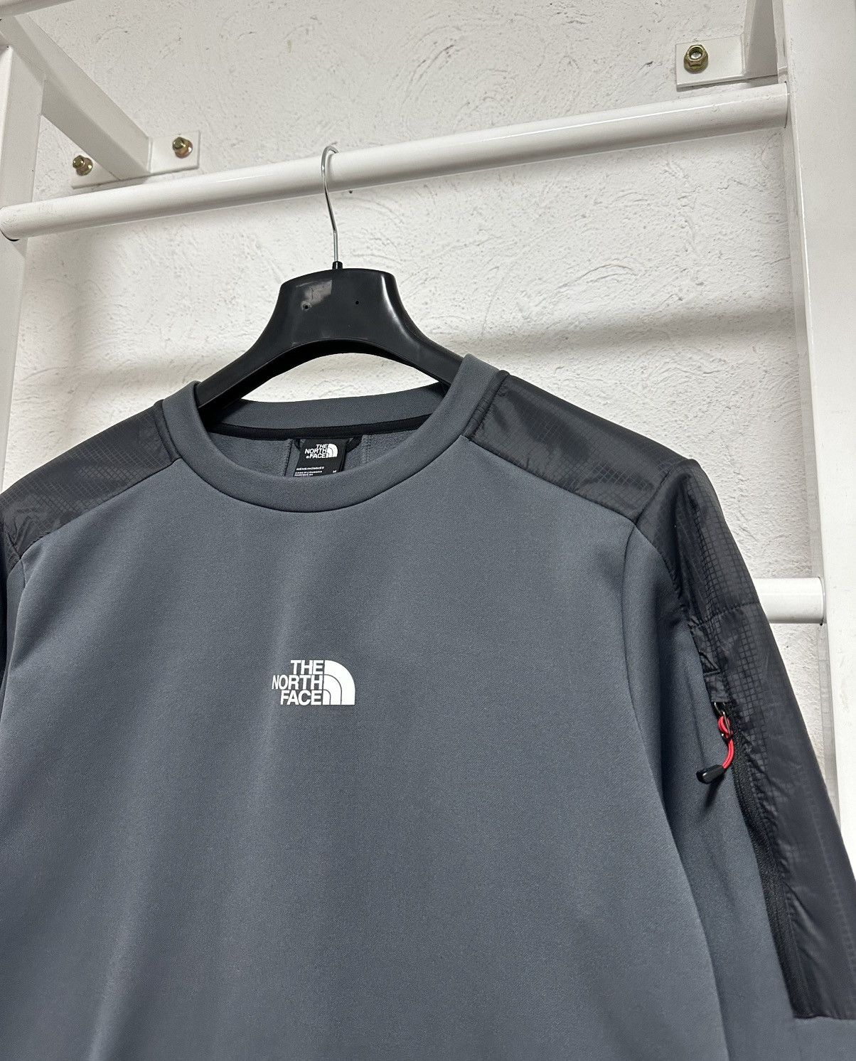 The North Face The North Face Gray Outdoor Sweatshirt Size M Size US M / EU 48-50 / 2 - 2 Thumbnail