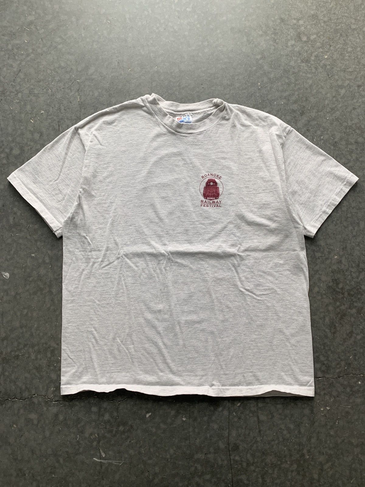Hanes × Vintage Essential Vintage 90s Hanes Beefy Graphic Tee Roanoke Train Size US XL / EU 56 / 4 - 3 Thumbnail