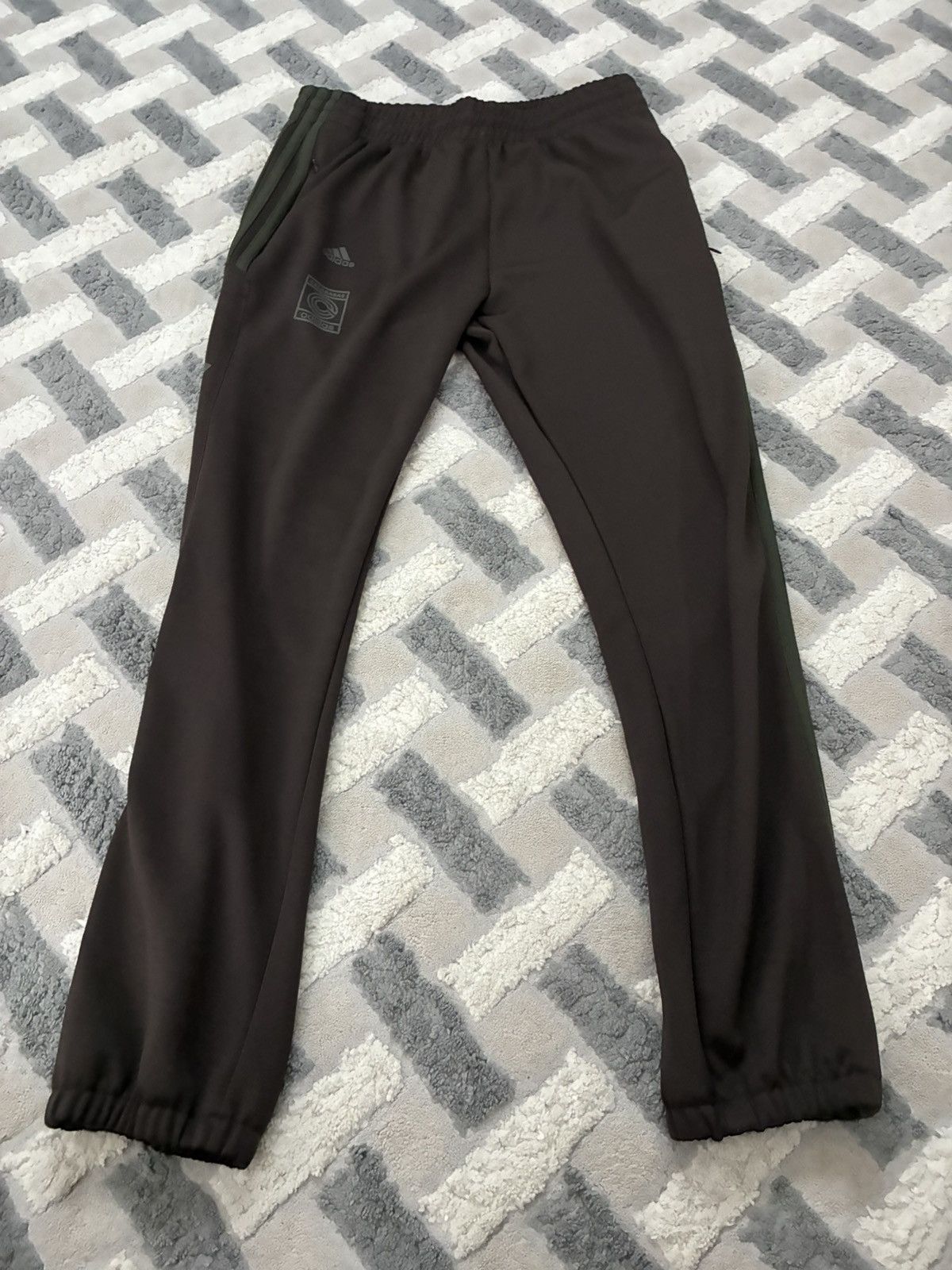Adidas Adidas x Yeezy Calabasas Sweatpants Size US 32 / EU 48 - 1 Thumbnail
