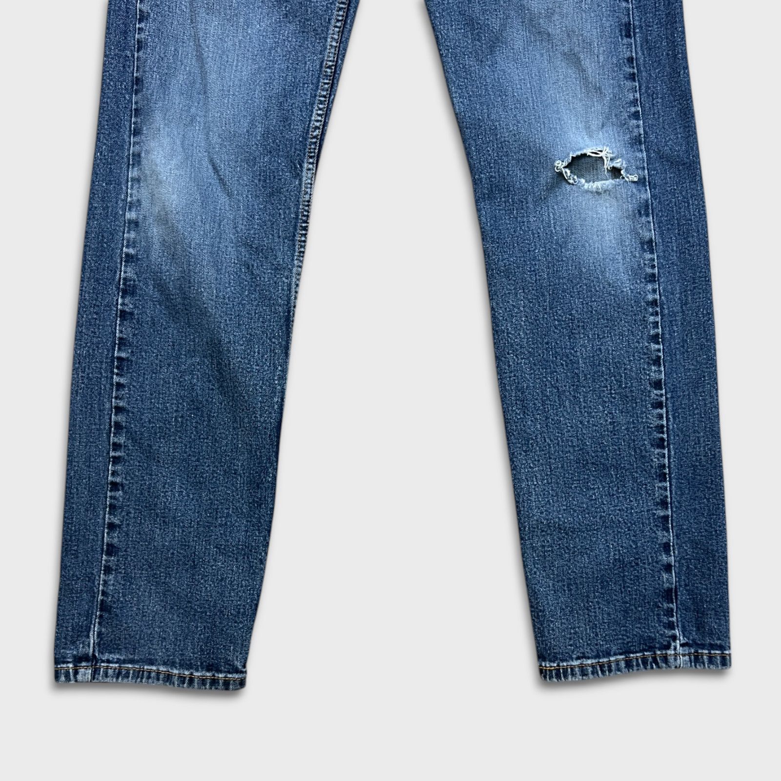 Levi's × Vintage Levi's 505 Jean 34x34 Regular Straight Leg Distressed Denim Size US 34 / EU 50 - 4 Thumbnail