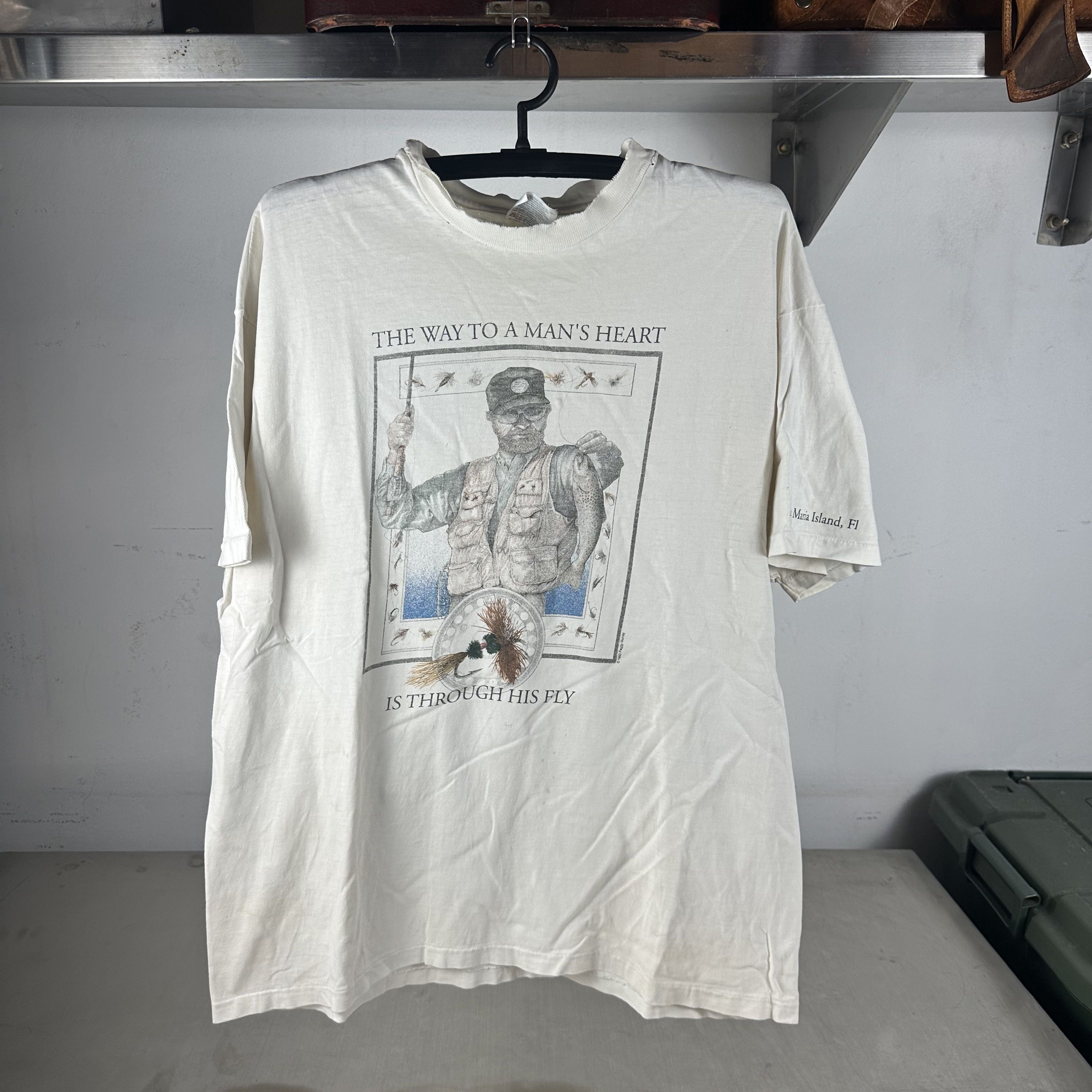 Vintage ​​​Peggy Murray The Way to a Man's Heart Through Fishing Tee Size US XL / EU 56 / 4 - 1 Thumbnail